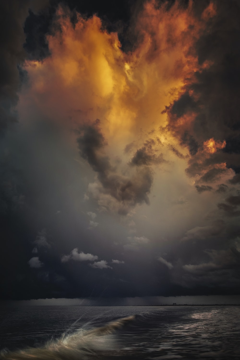 Dramatic Sky Picture. Download Free Image