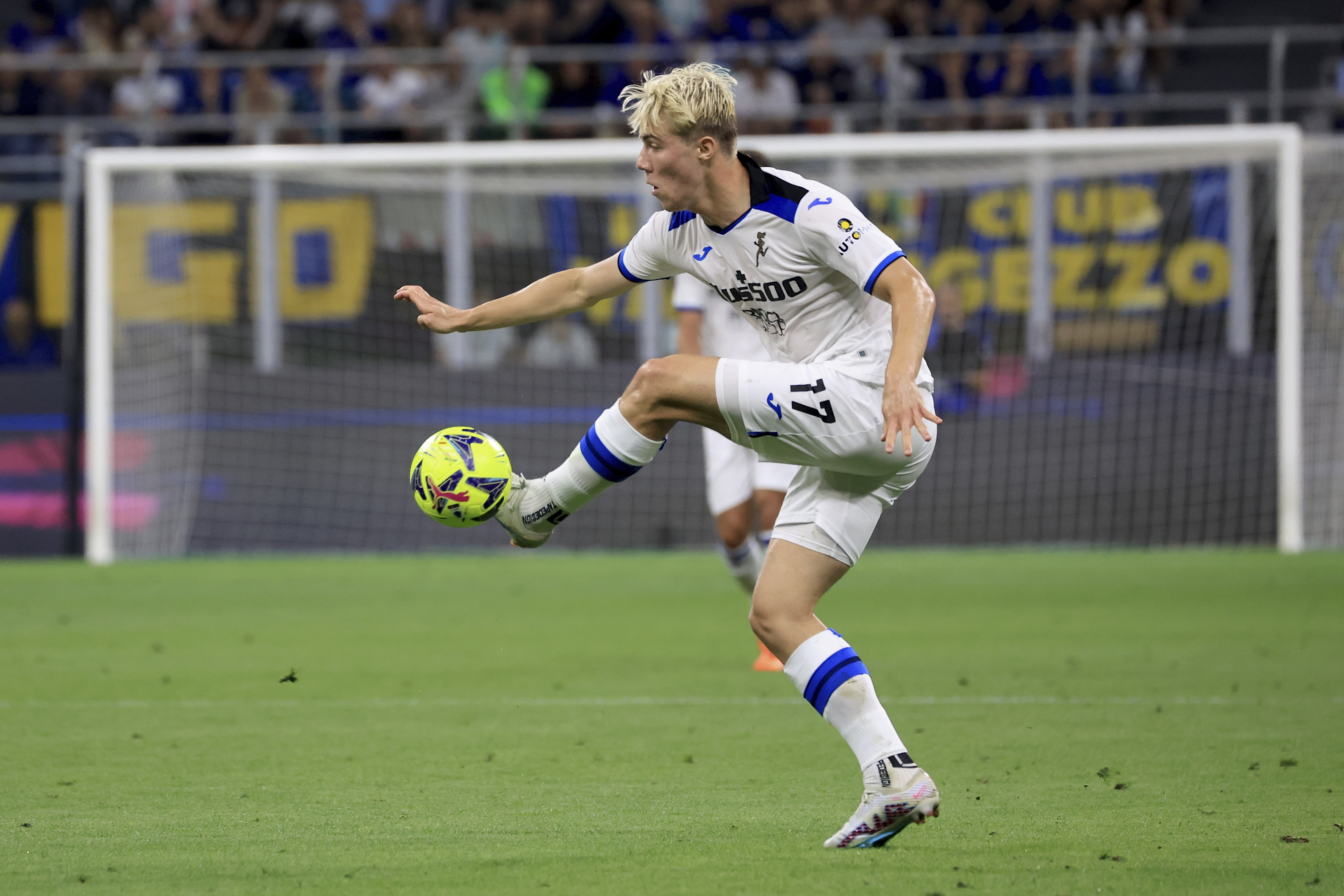 Something will definitely happen' United target Rasmus Hojlund breaks silence on transfer rumours