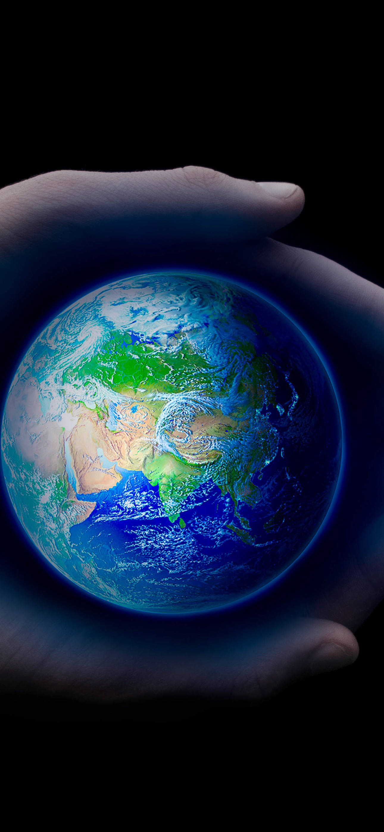 Planet Earth Wallpaper 4K, Holding