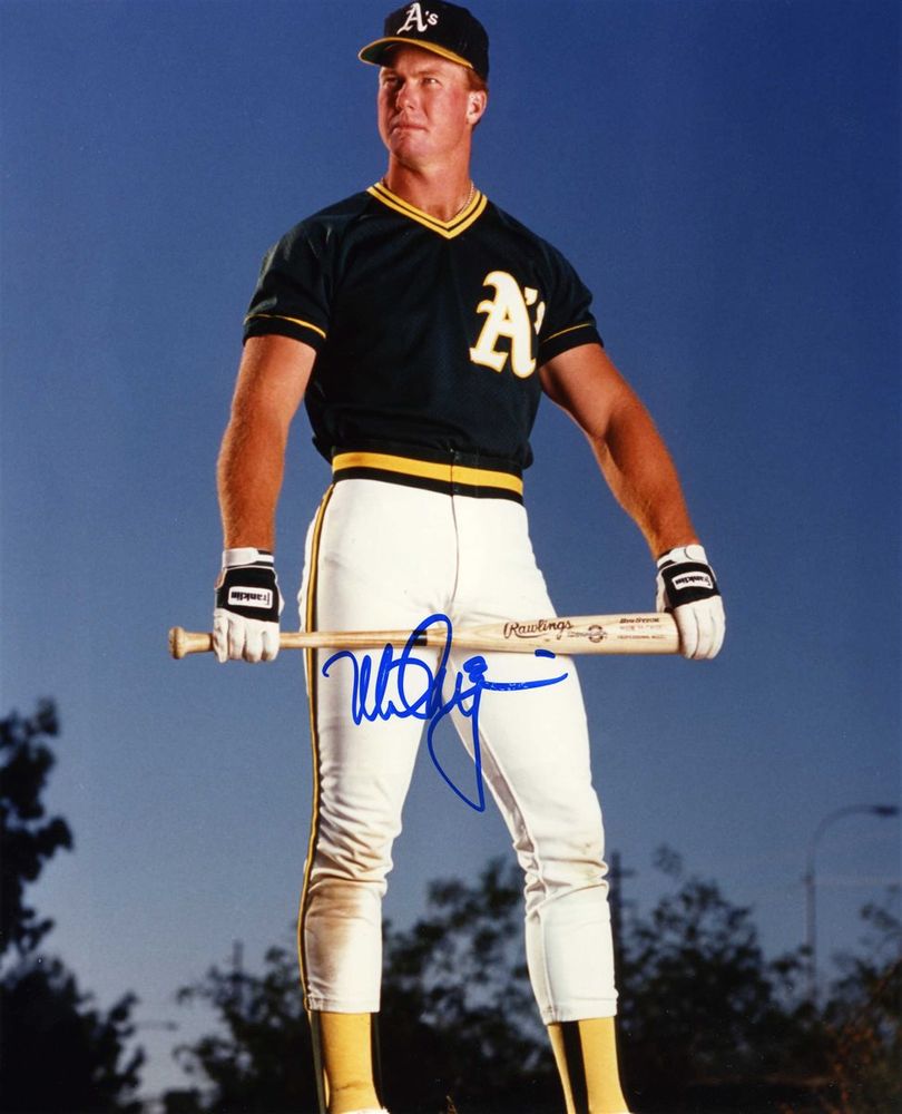 Baseball McGwire. PSA AutographFacts℠