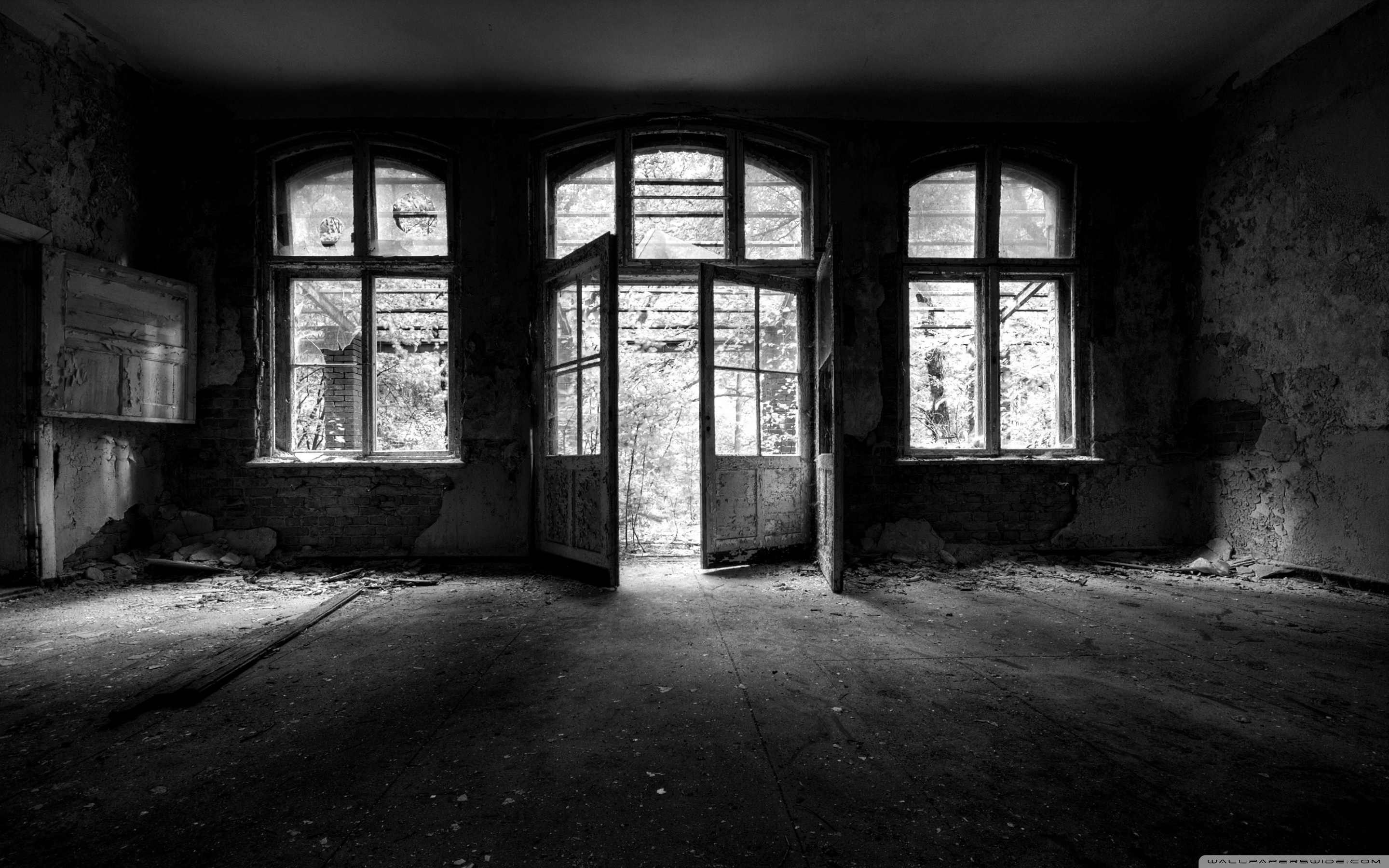Abandoned House Ultra HD Desktop Background Wallpaper for 4K UHD TV, Widescreen & UltraWide Desktop & Laptop, Multi Display, Dual Monitor, Tablet