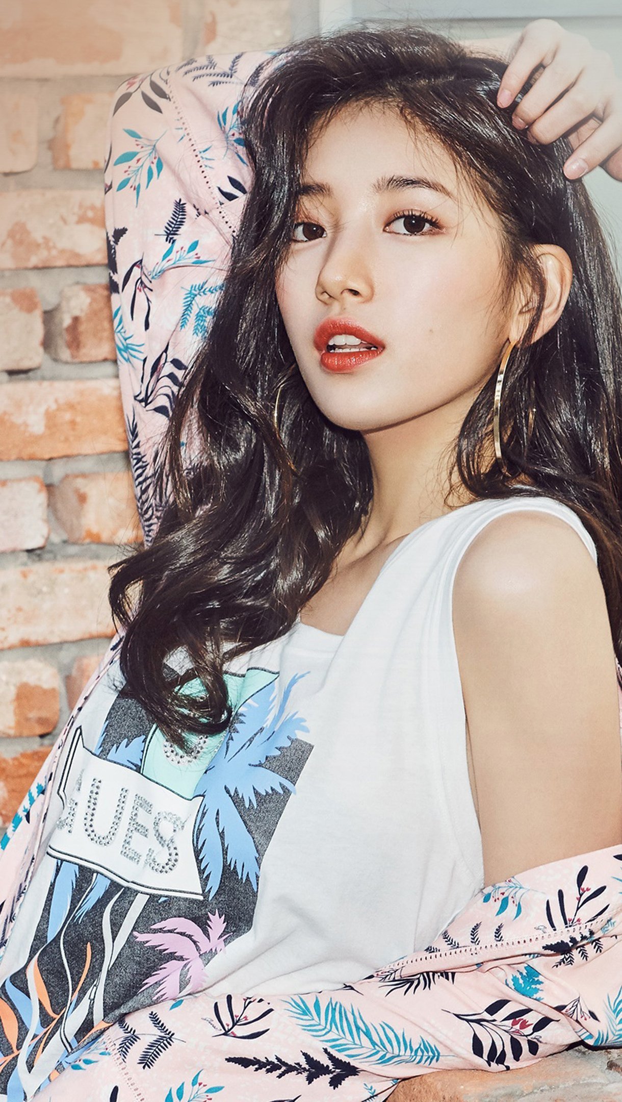Suzy korean actress with make up Wallpaper 4k Ultra HD