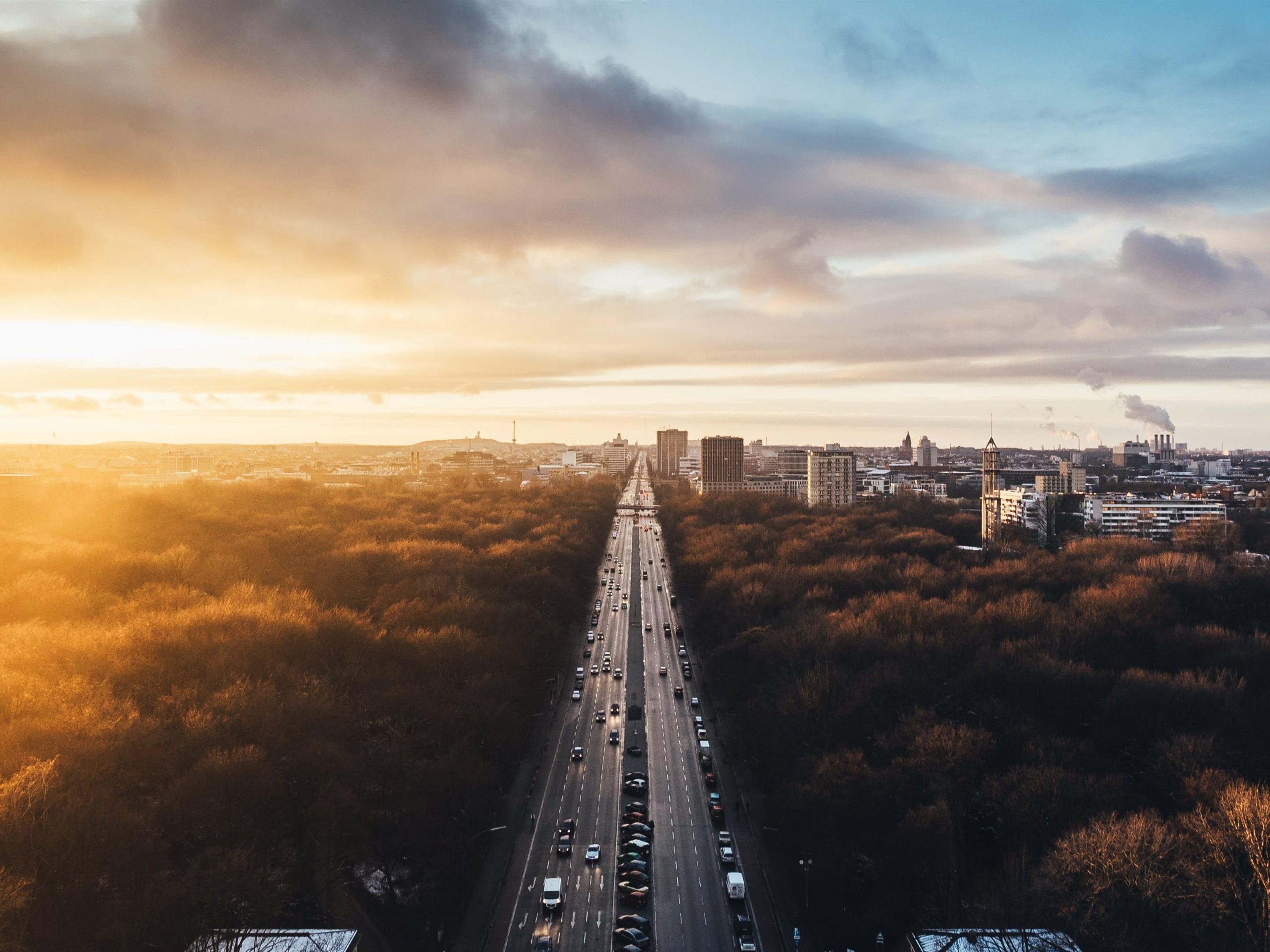 Wallpaper Berlin, Germany, city landscape, road, traffic, buildings, trees, sunset 3840x2160 UHD 4K Picture, Image