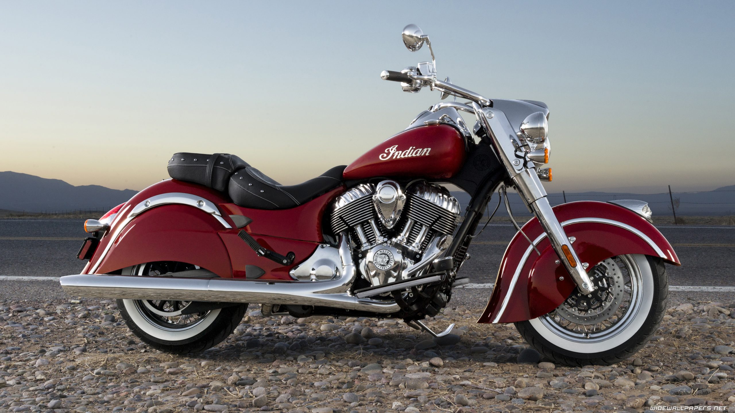 Indian Motorcycle [4K] Wallpaper