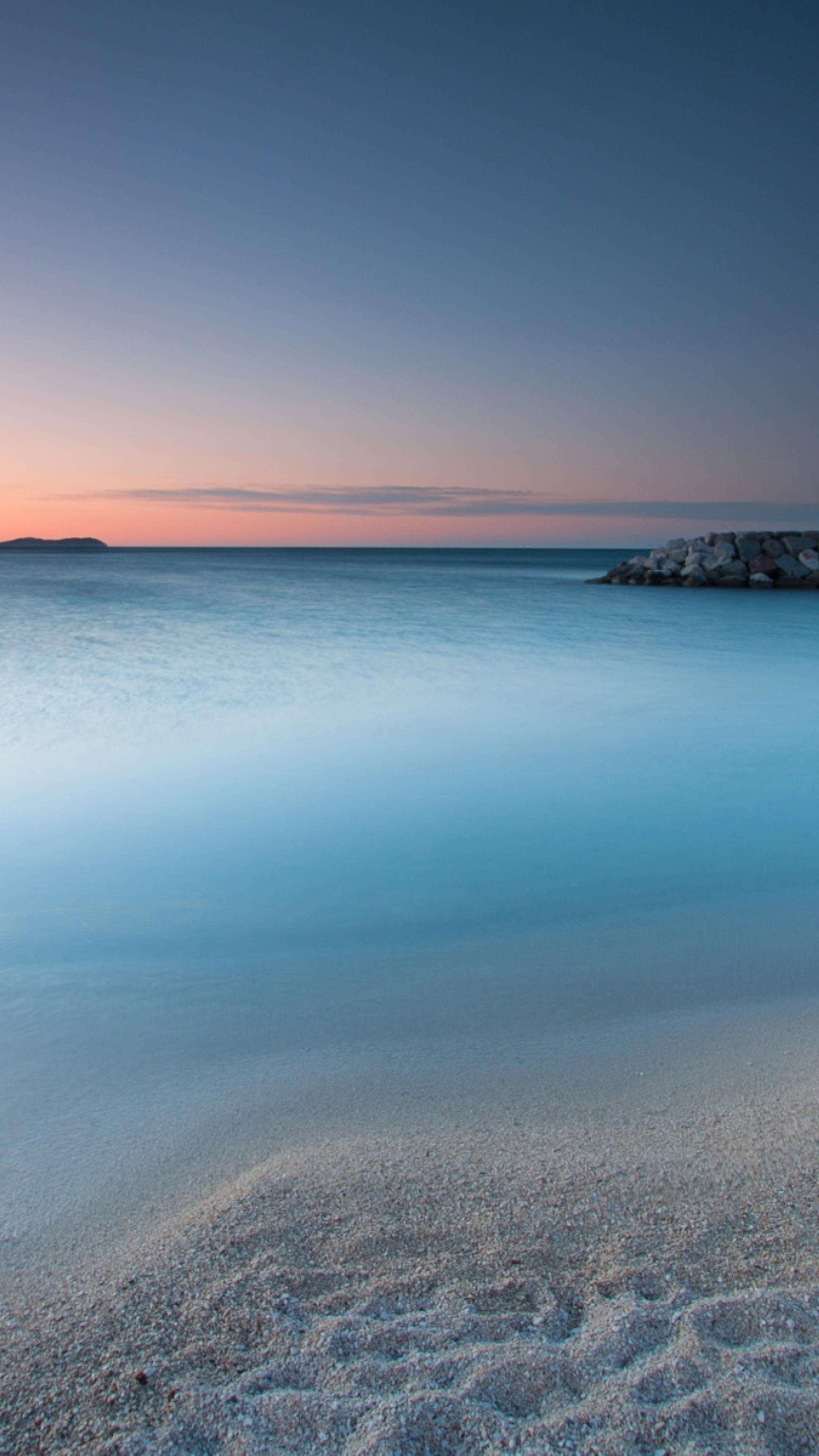 Smooth Beach Evening 4K Phone Wallpaper