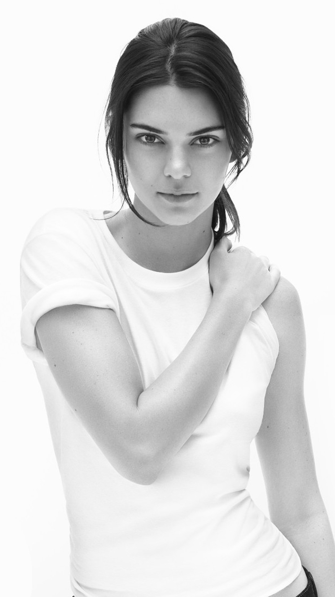 Free download Kendall Jenner Black White Photohoot 4K Ultra HD Mobile Wallpaper [1080x1920] for your Desktop, Mobile & Tablet. Explore Black and White Mobile Wallpaper. Wallpaper Black And White