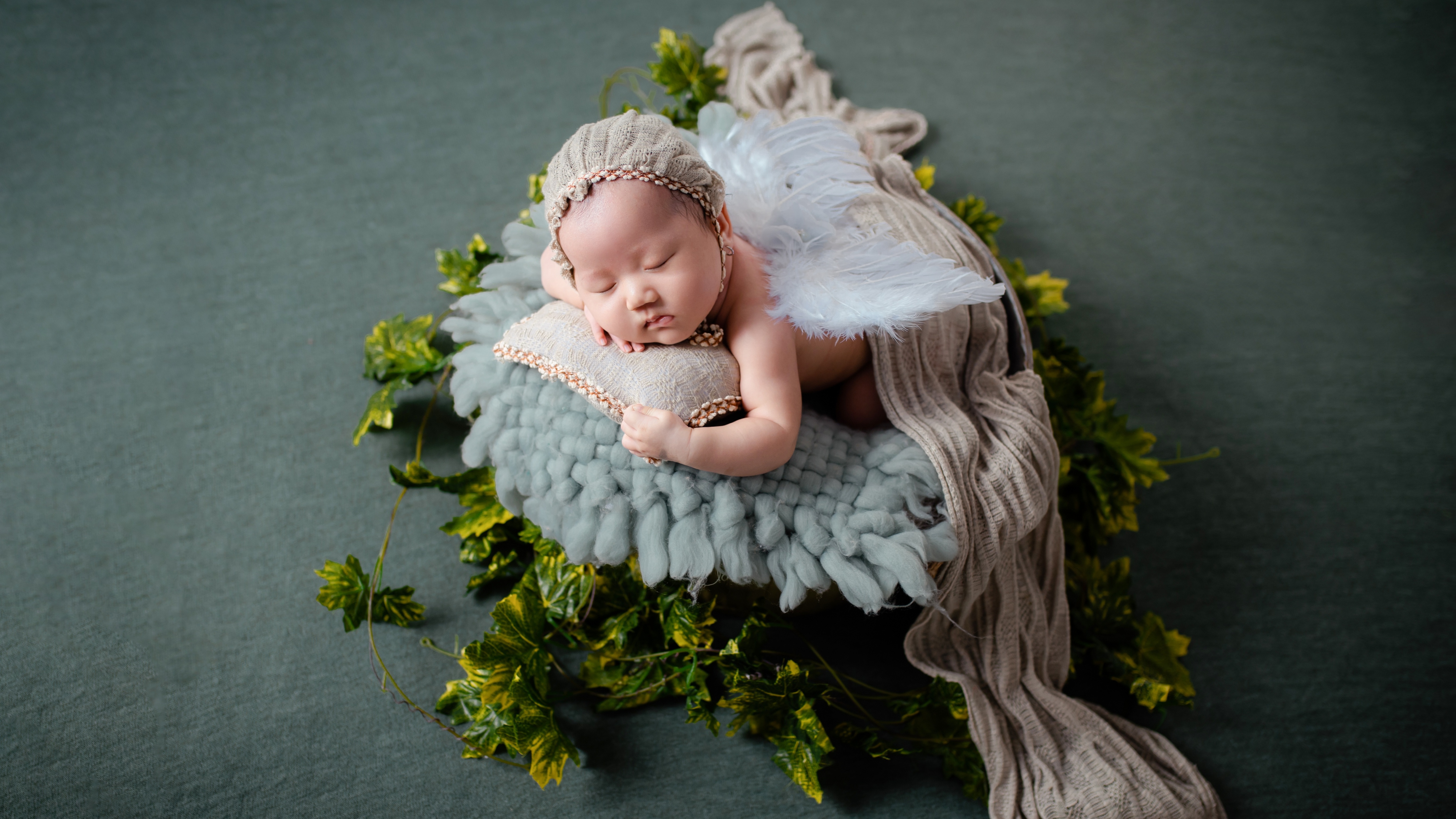 Newborn Baby Wallpaper 4K, Baby girl, Angel, Green leaves