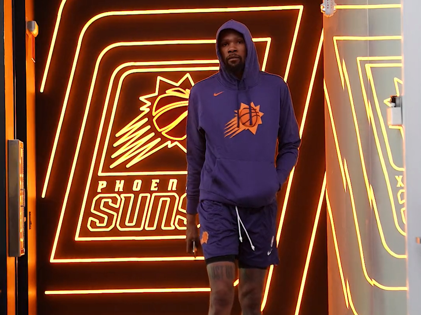 LOOK: Kevin Durant in Suns gear for first time Side Of
