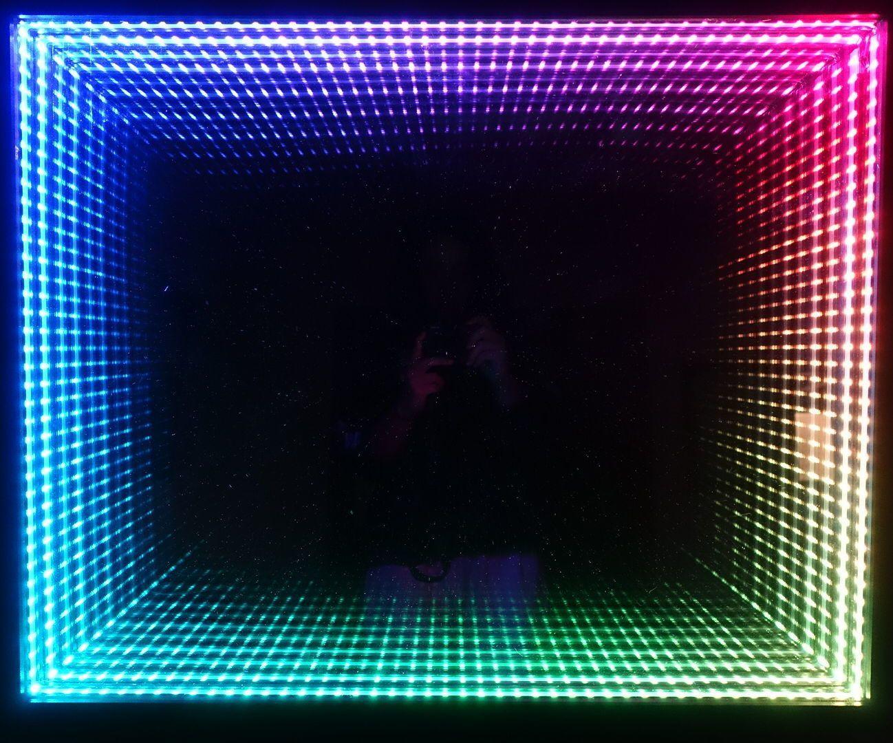 Infinity Mirror Wallpaper