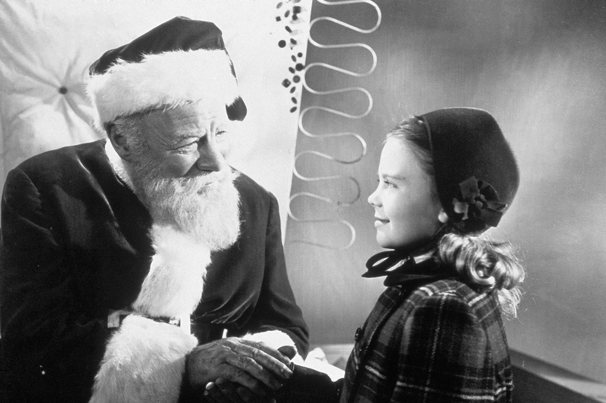 MIRACLE ON 34th STREET Christmas Drama Holiday Miracle 34th Street F_JPG Wallpaperx1329