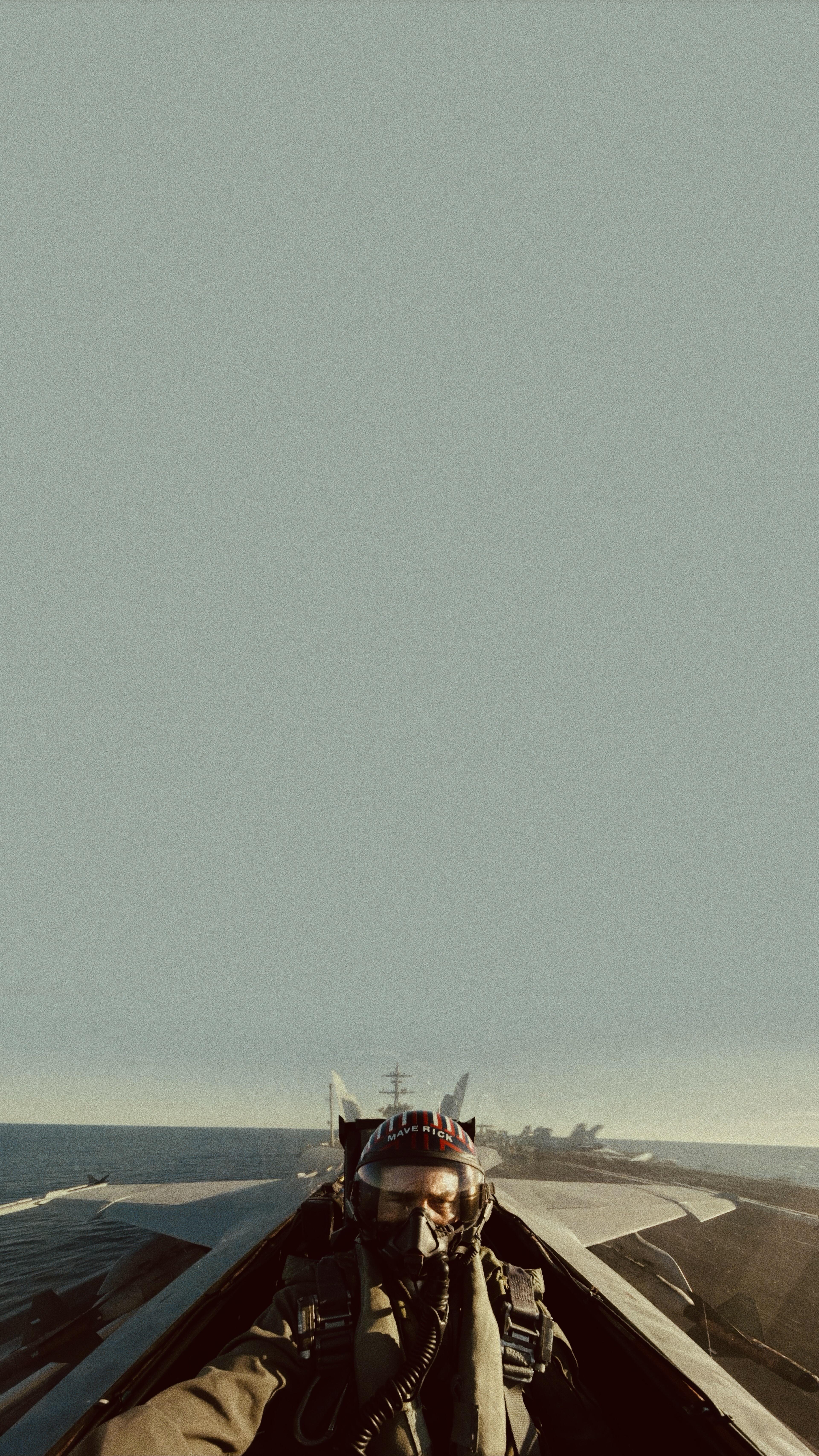 I made this wallpaper for phones