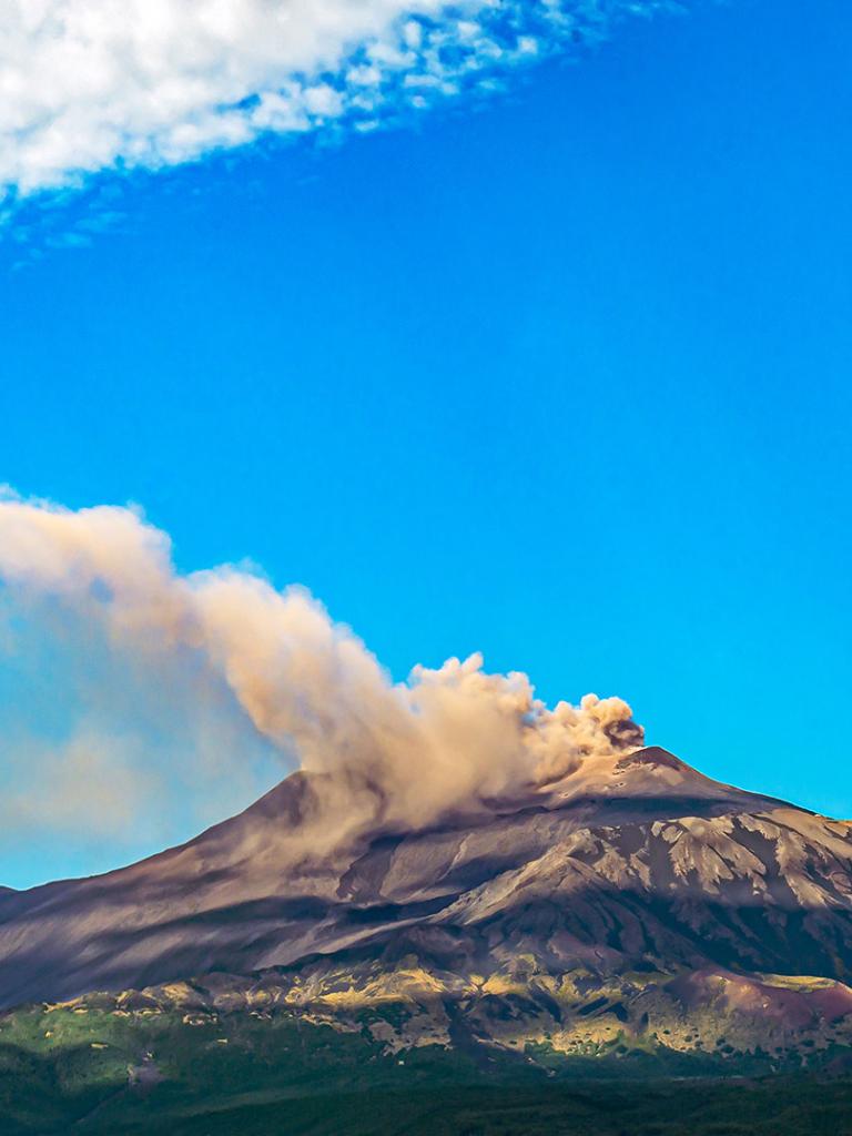 Monitoring Mount Etna for more than 20 years