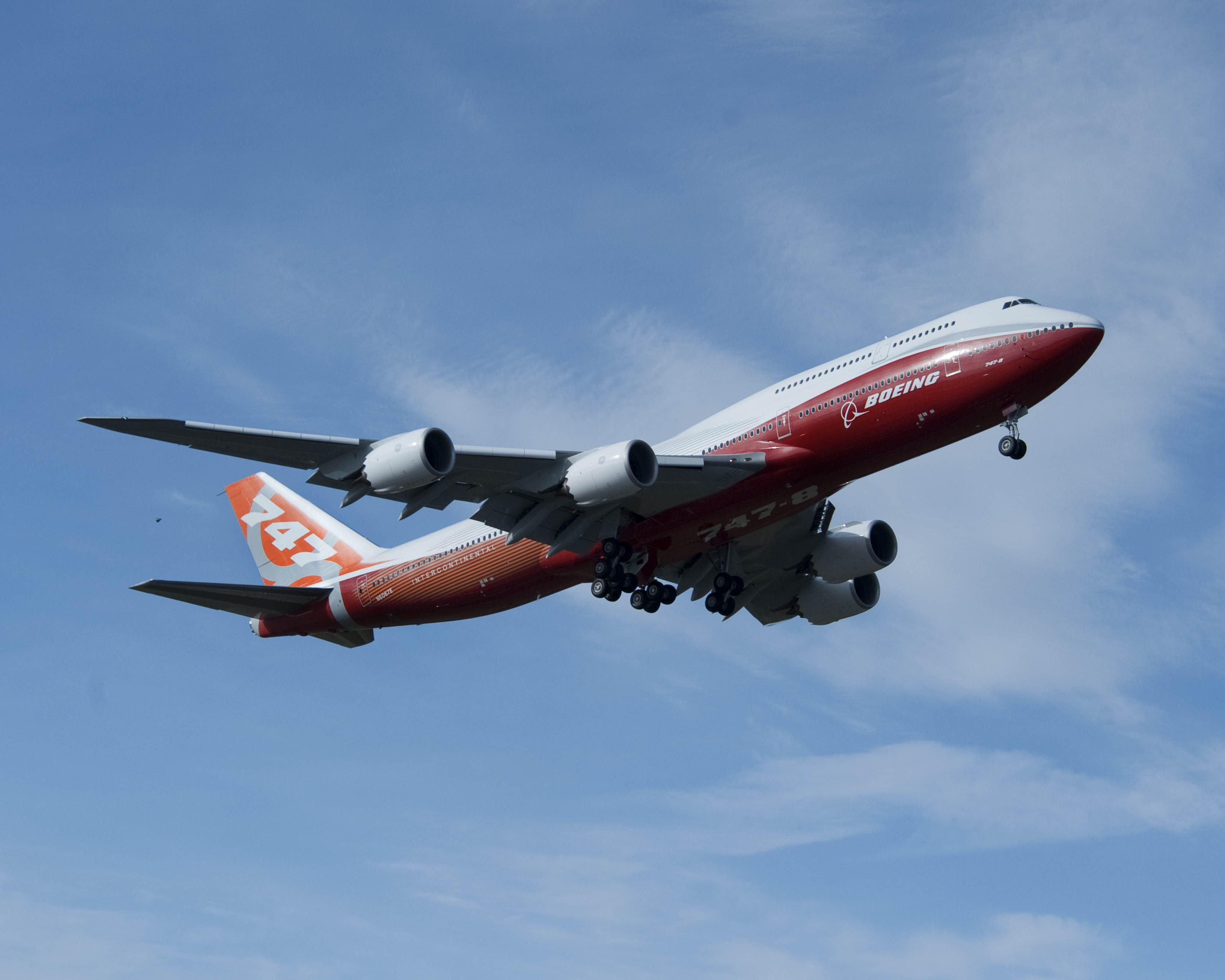 Boeing 747 8 wallpaper for desktop, download free Boeing 747 8 picture and background for PC