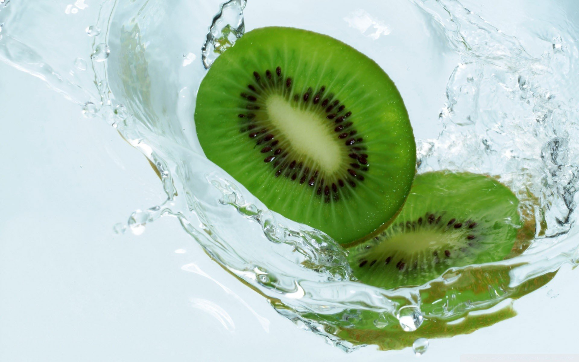 Wallpaper, 1920x1200 px, kiwi fruit, macro, splashes, water 1920x1200