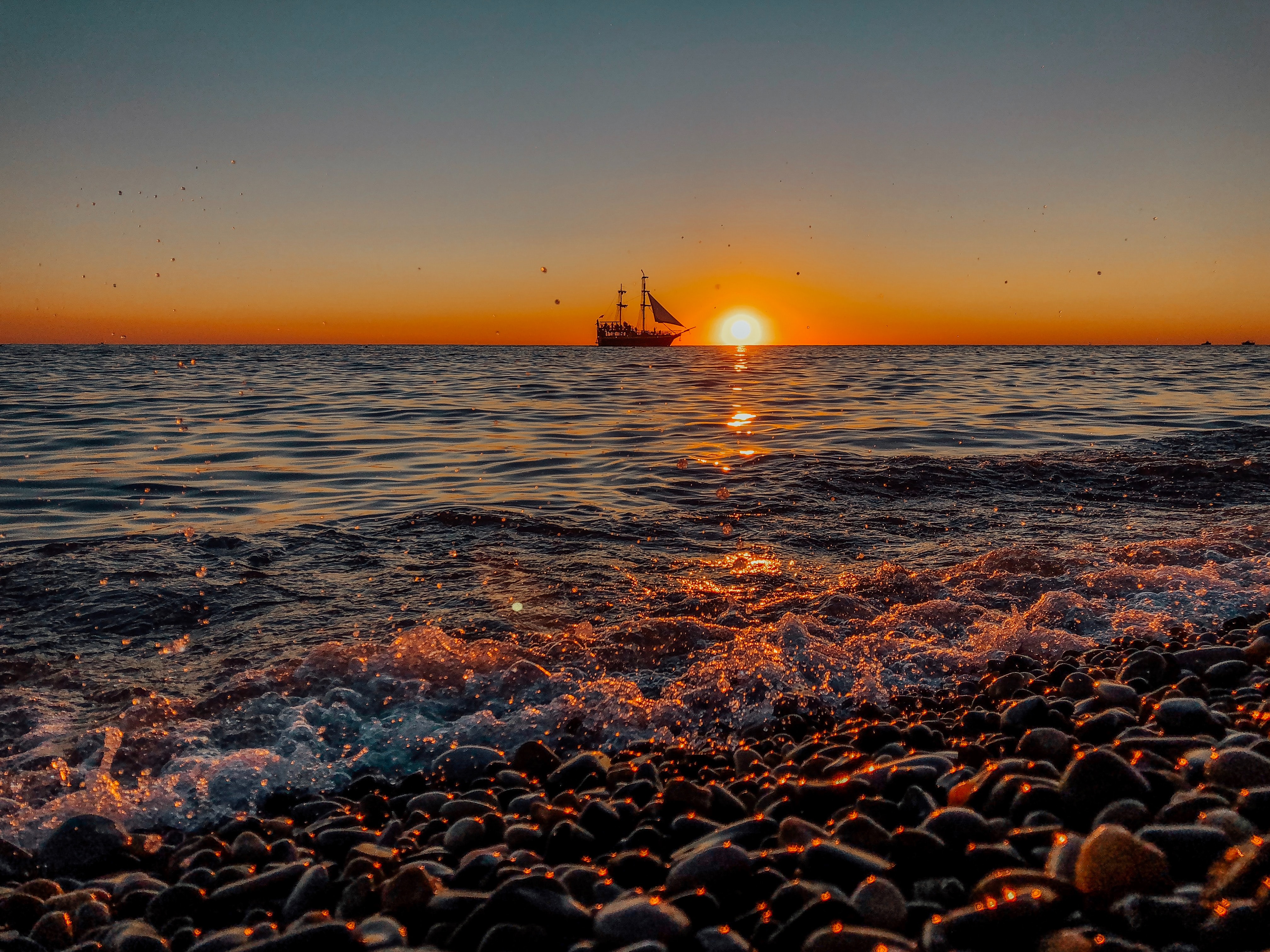 Download Sunset wallpaper for mobile