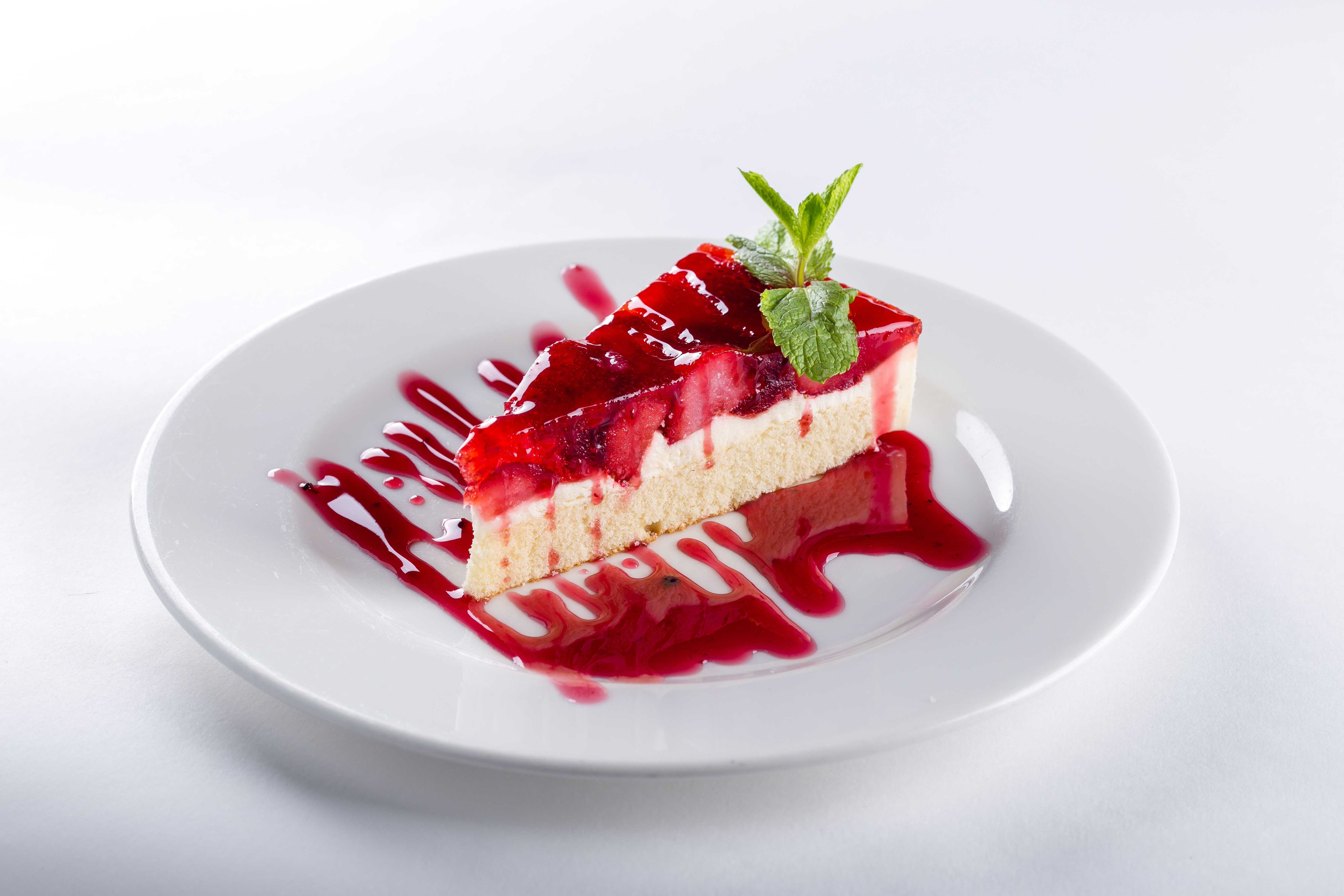 Wallpaper World: 4K, HD Background Beautiful 4K, HD Mobile Wallpaper collection in Wallpaper World by PixaBro #dessert #food #frozen_dessert #cheesecake #whipped_cream #strawberries #strawberry #panna_cotta #hdwallpaper #hdbackground