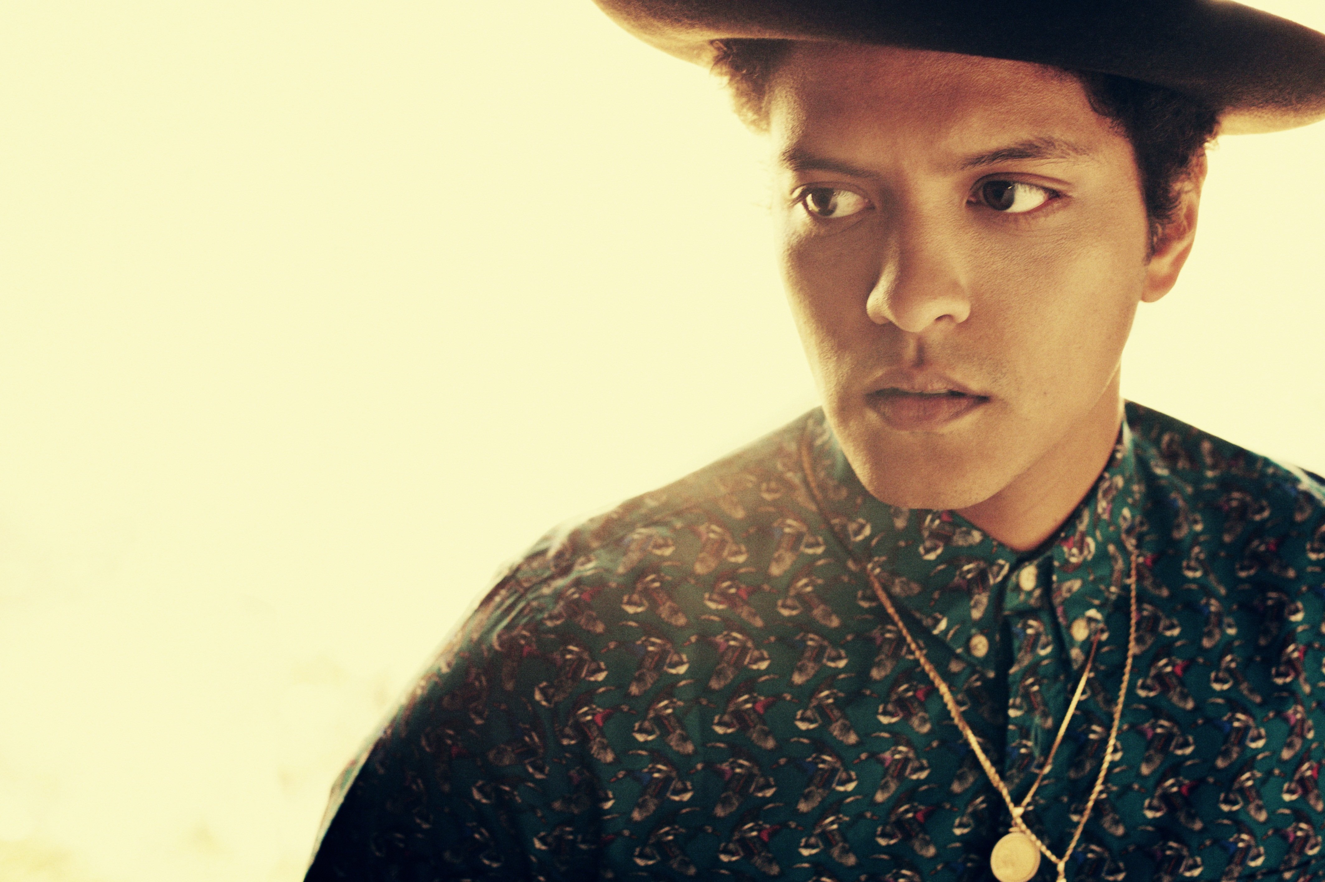 Music Bruno Mars 4k Ultra HD Wallpaper