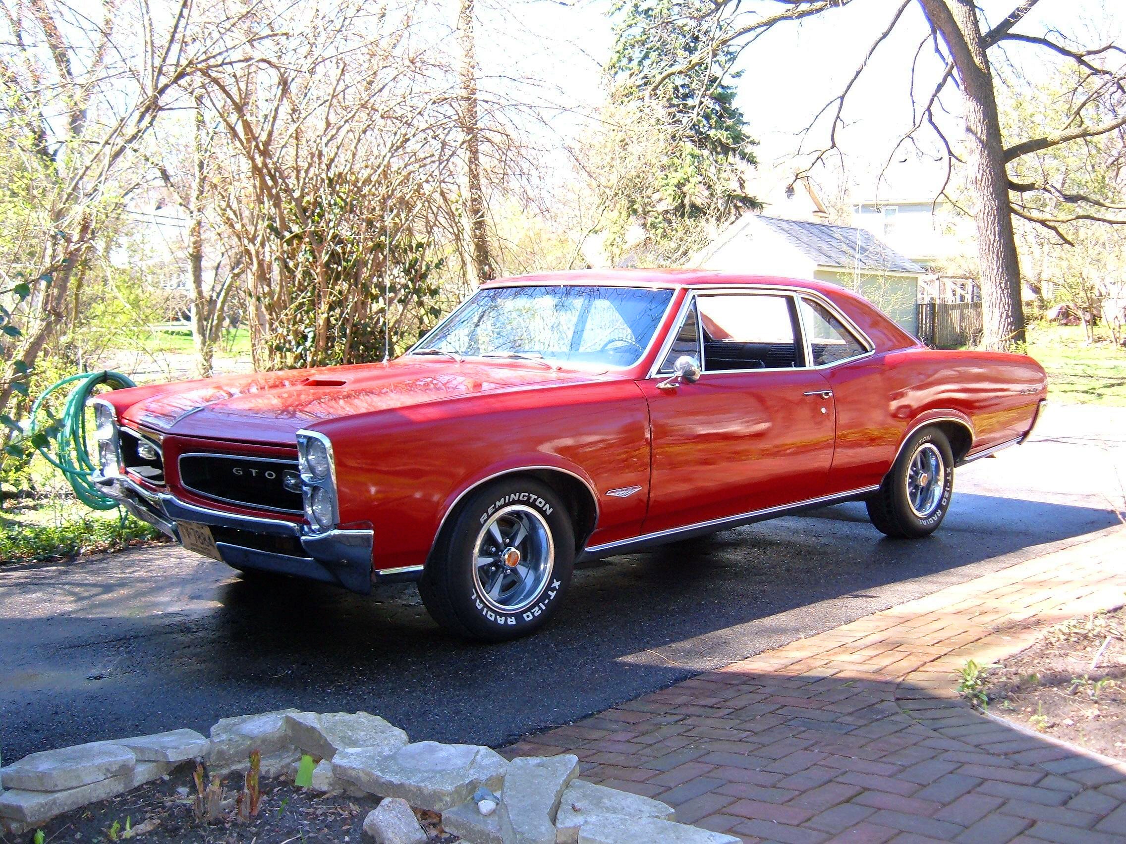 Muscle car