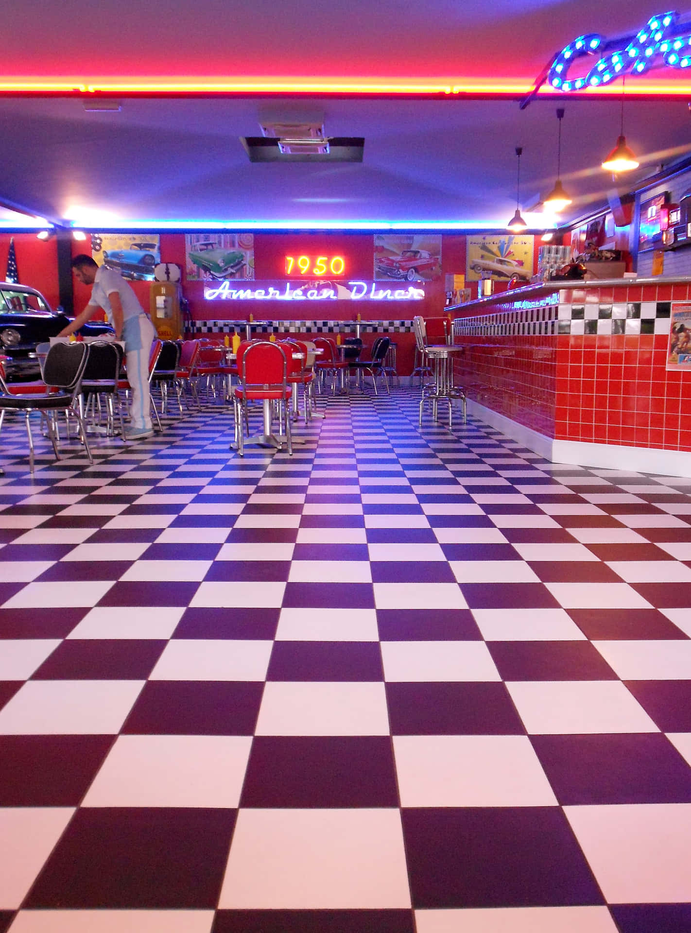 Download Retro Diner Chess Floor Tiles Wallpaper
