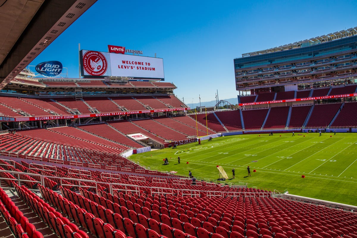 Inside the SF 49ers new Levi's Stadium (picture)