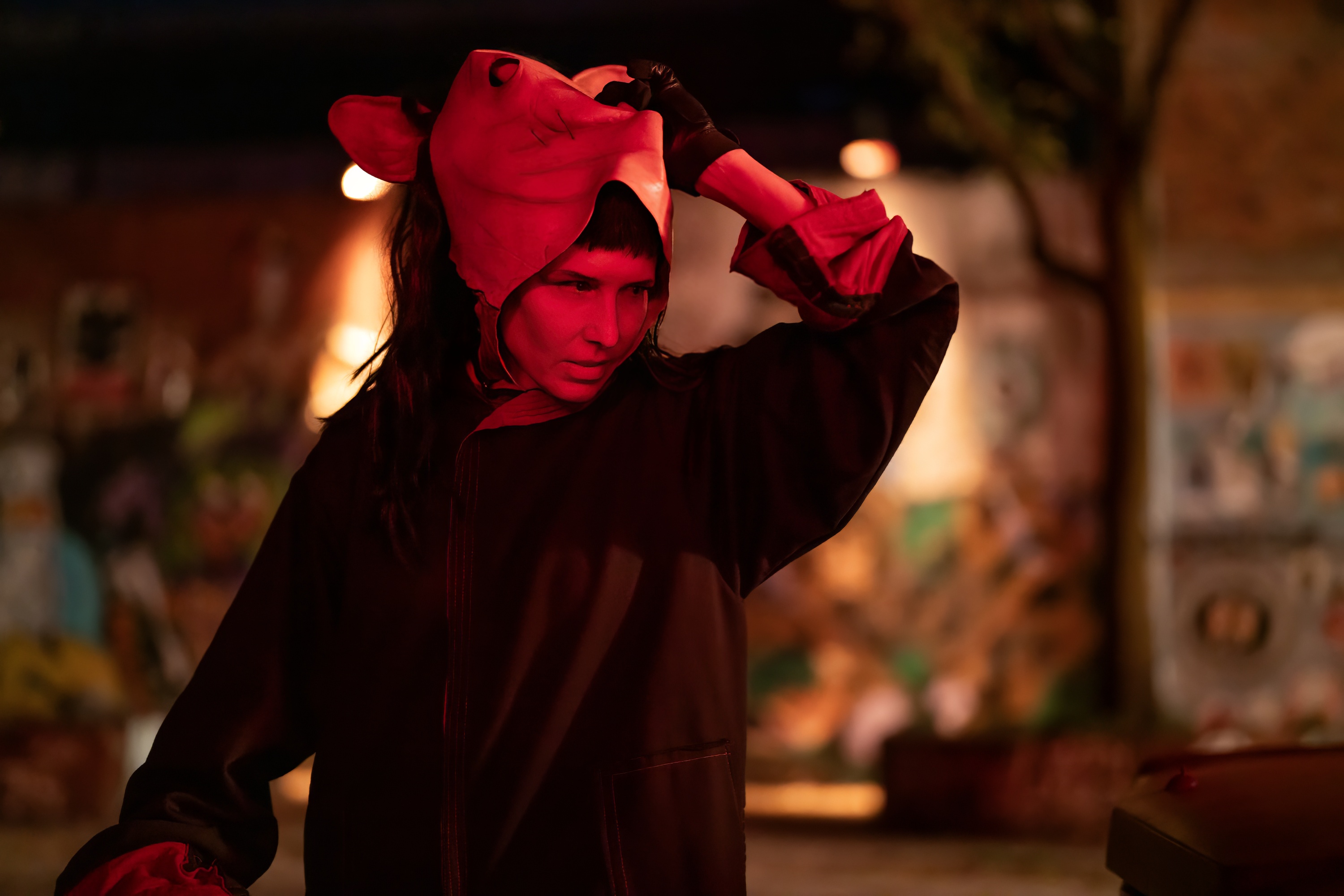 Download Daniela Bobadilla Shawnee Smith Charlie Sheen TV Show Anger Management HD Wallpaper