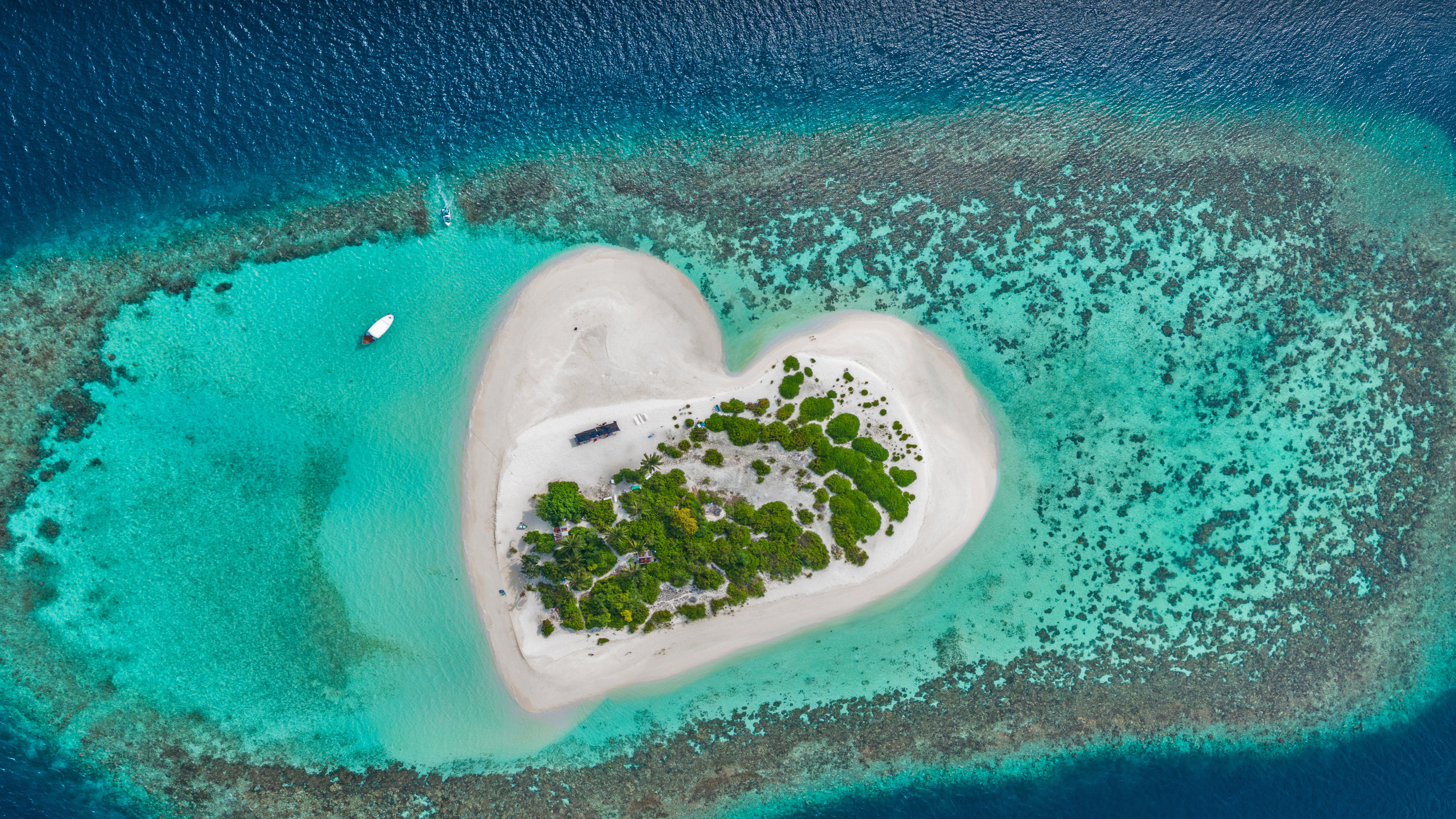 4K Maldives Wallpaper and Background Image
