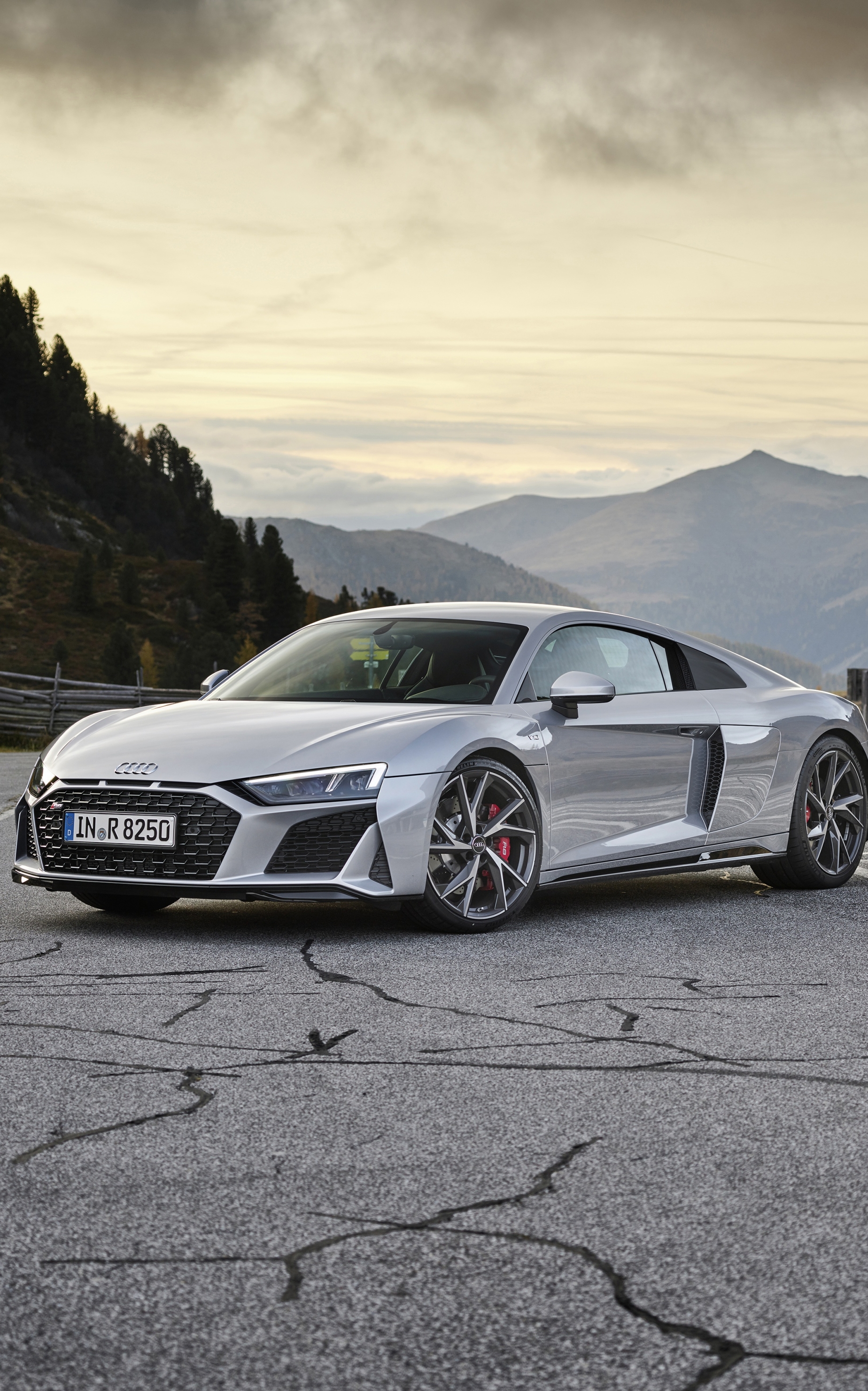 Audi R8 V10 Phone Wallpaper