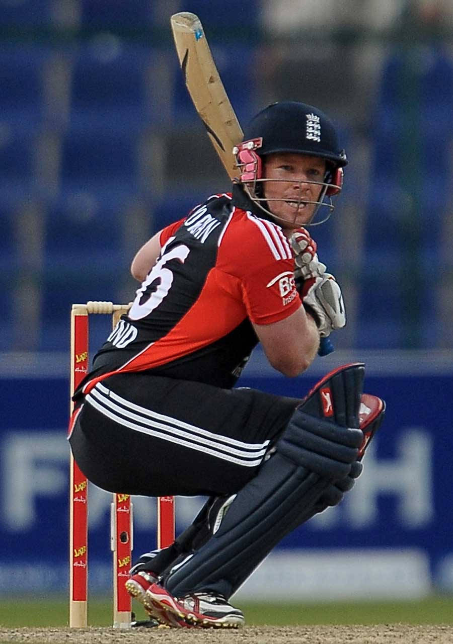 Download Eoin Morgan Batsman Wallpaper
