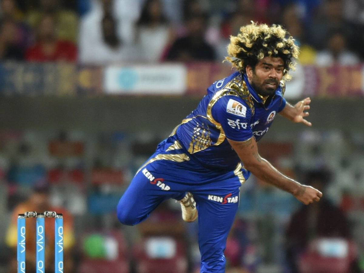 Download Mumbai Indians Fast Bowler Lasith Malinga Wallpaper