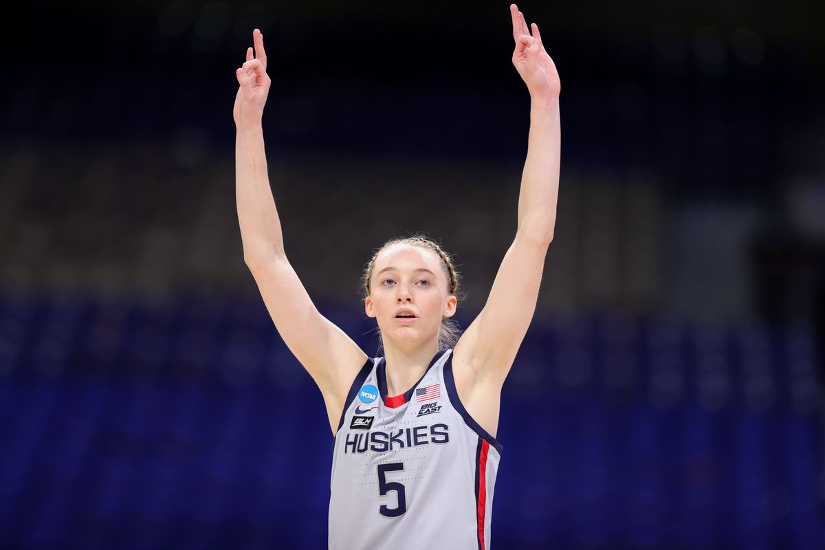 Chasing Perfection: Paige Bueckers vs. Caitlin Clark UConn Blog