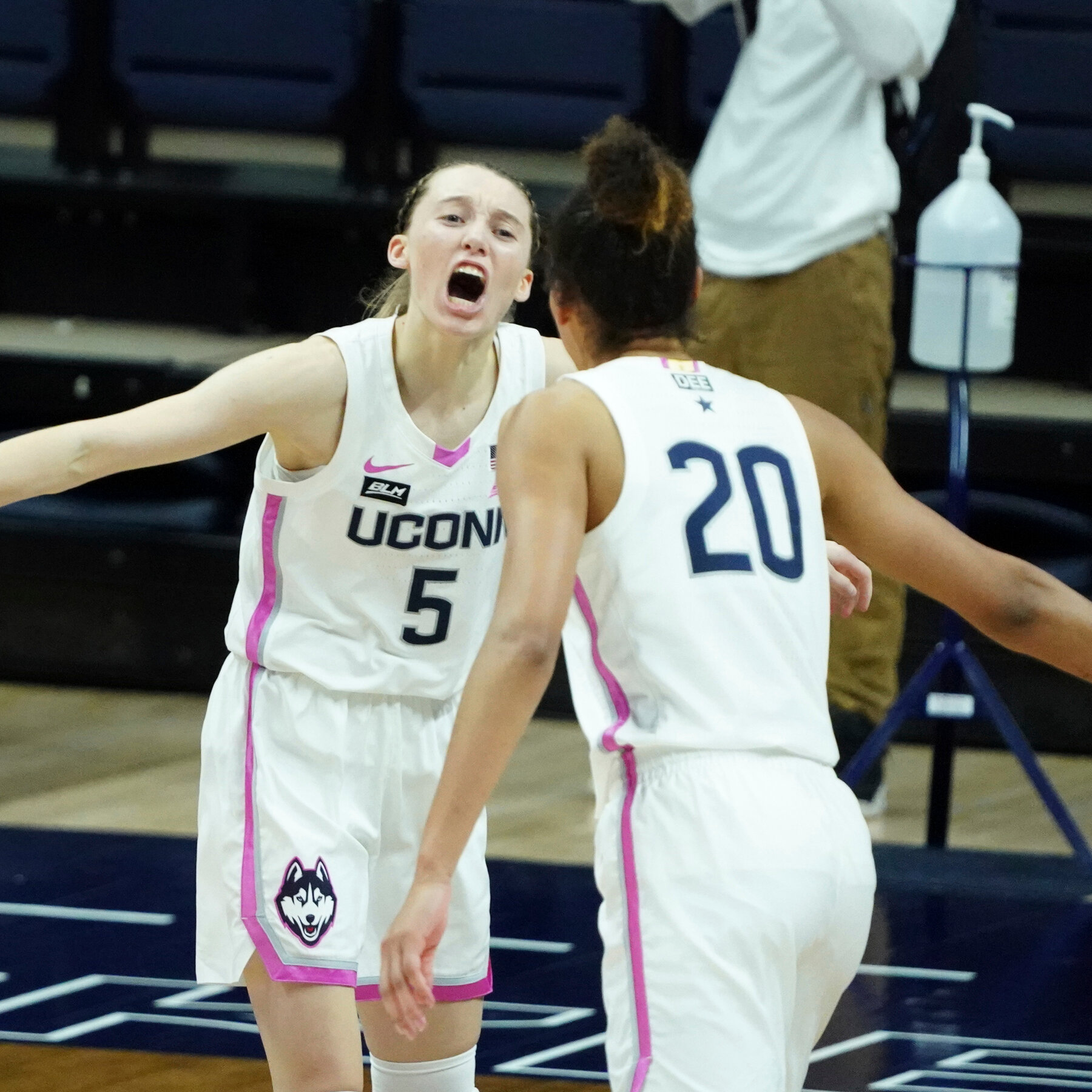 UConn's Paige Bueckers Has Three Straight 30 Point Games