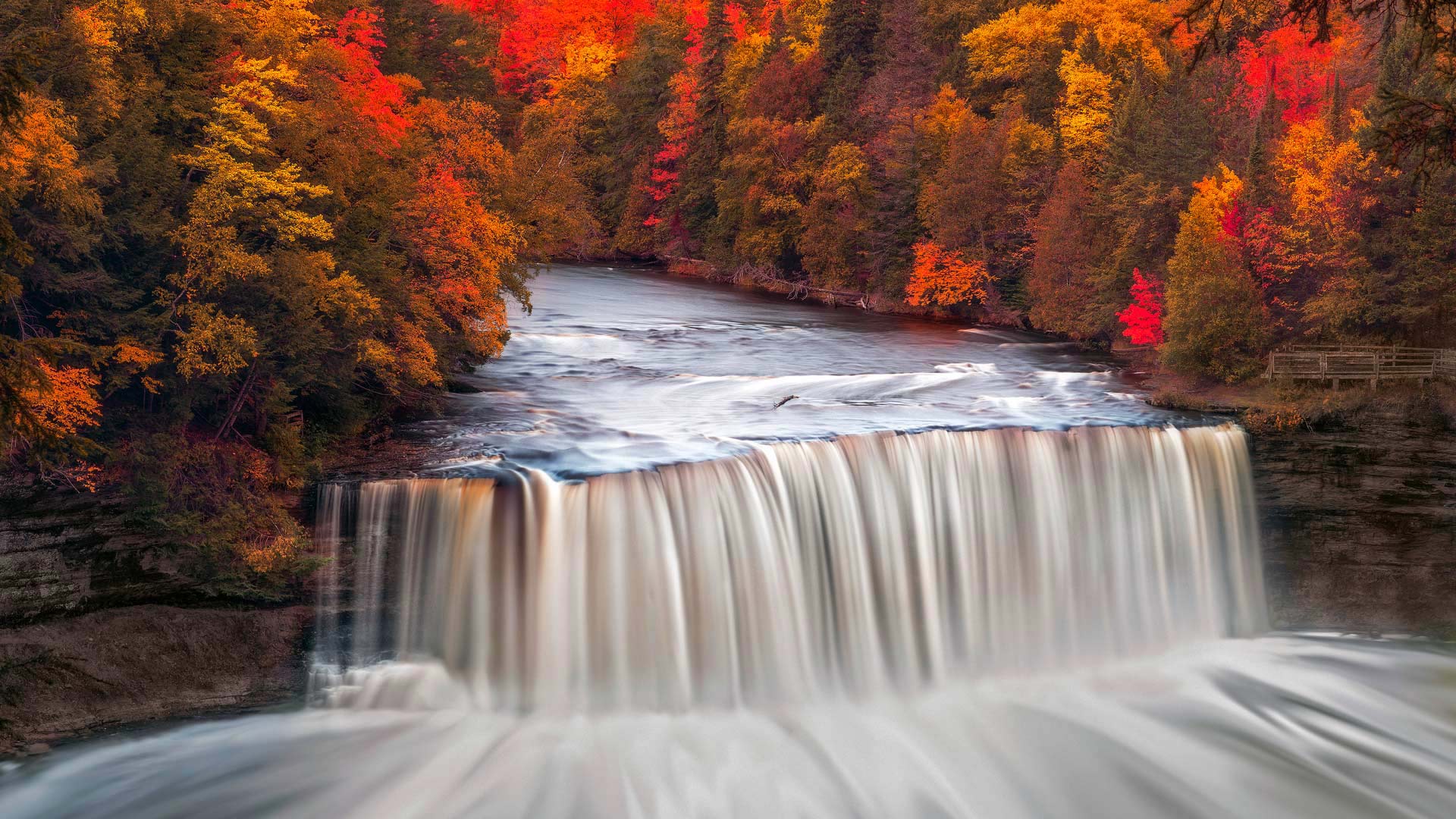 Michigan Autumn Wallpaper