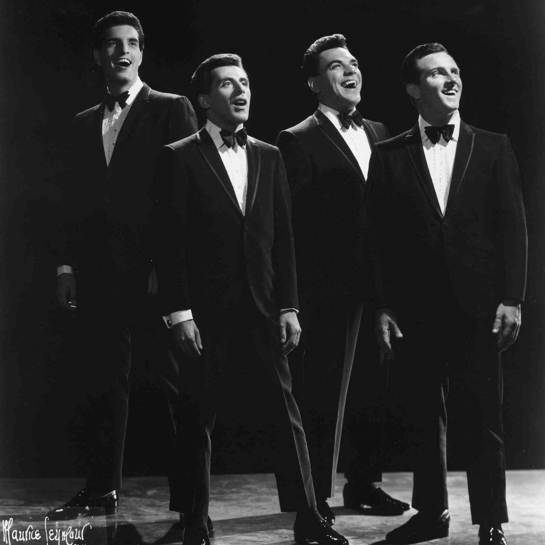 Download Frankie Valli And The Four Seasons Under The Starlight Wallpaper