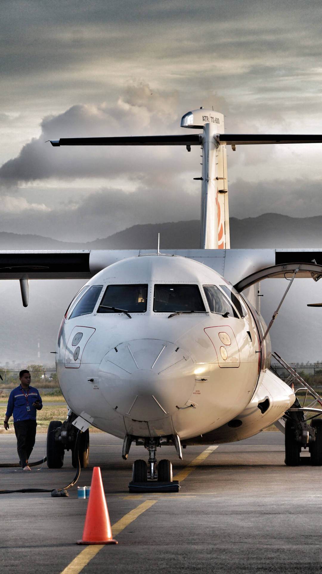 Download ATR 72 Turboprop Aircraft In Mid Flight Wallpaper