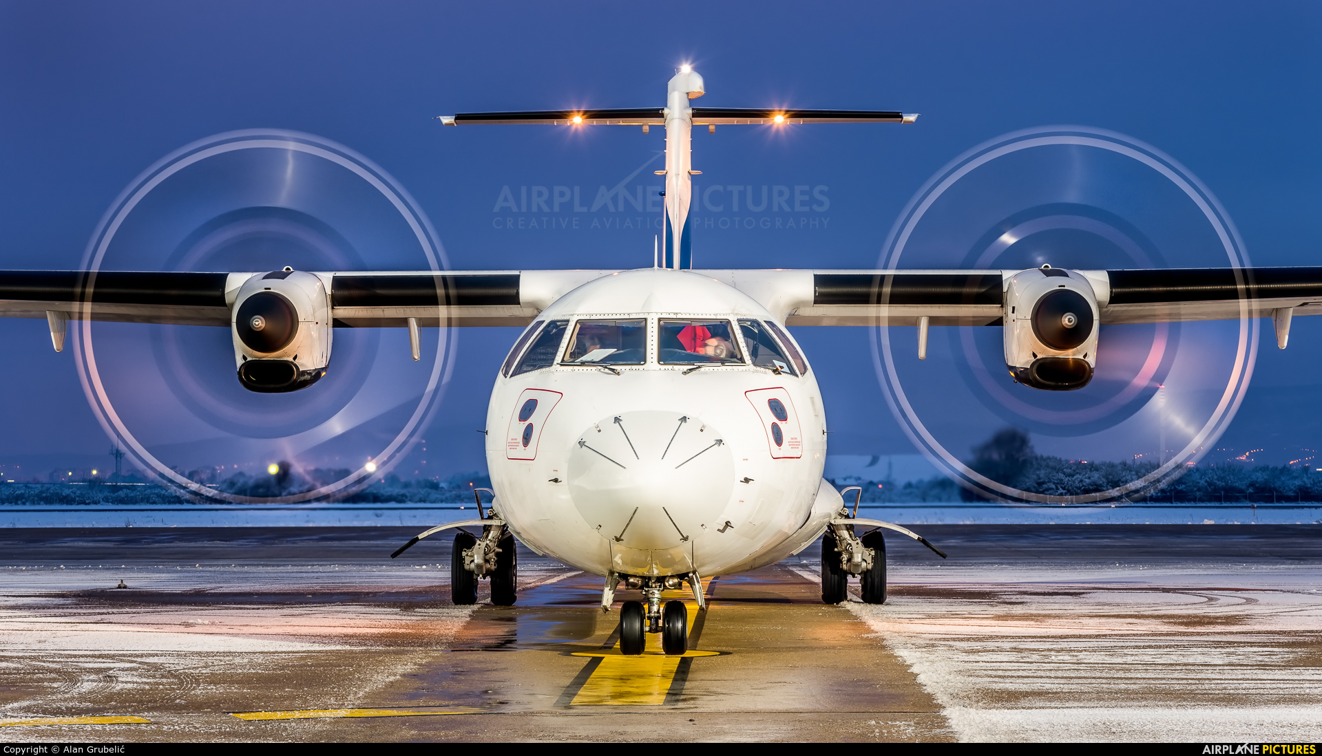 EC KIZ ATR 72 (all Models) At Zagreb. Photo ID 1367894