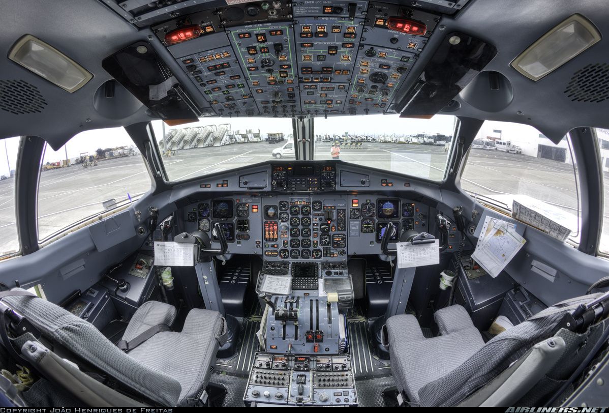Photos: ATR 72 500 (ATR 72 212A) Aircraft Picture. Atr 72, Aircraft Picture, Flight Deck