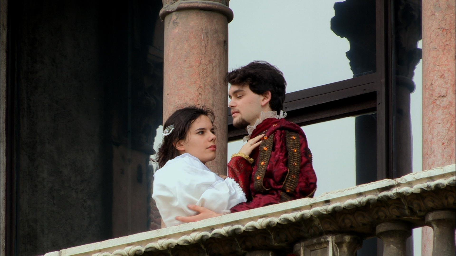 Shakespeare Uncovered. Romeo and Juliet with Joseph Fiennes. Season 2