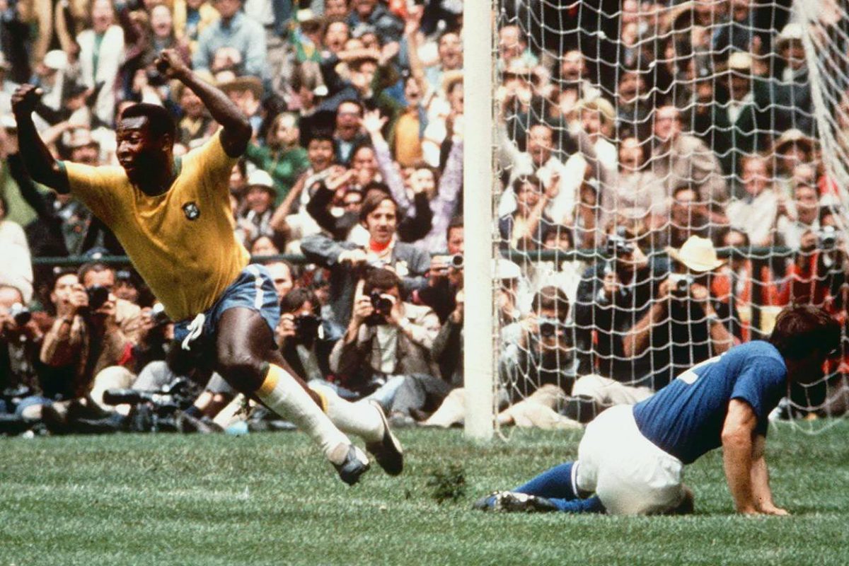 Pele: Brazilian soccer greatrs (PHOTOS)