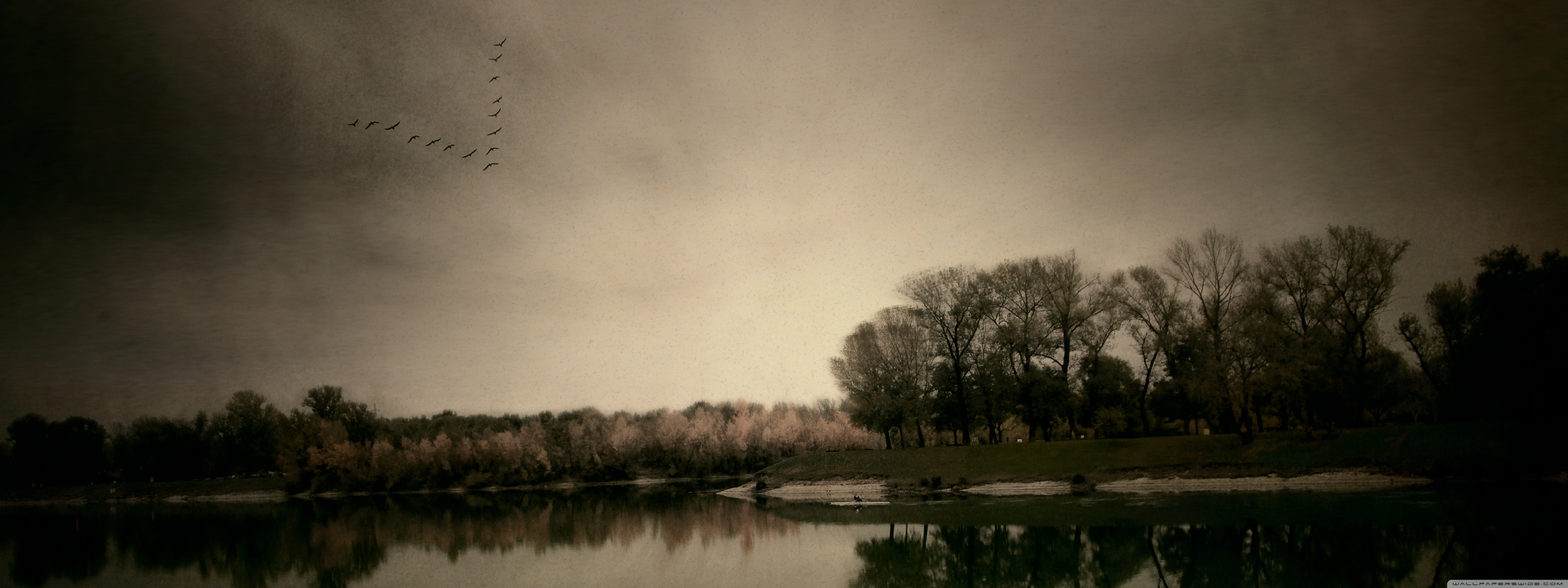 Dark Autumn Ultra HD Desktop Background Wallpaper for 4K UHD TV, Multi Display, Dual Monitor, Tablet