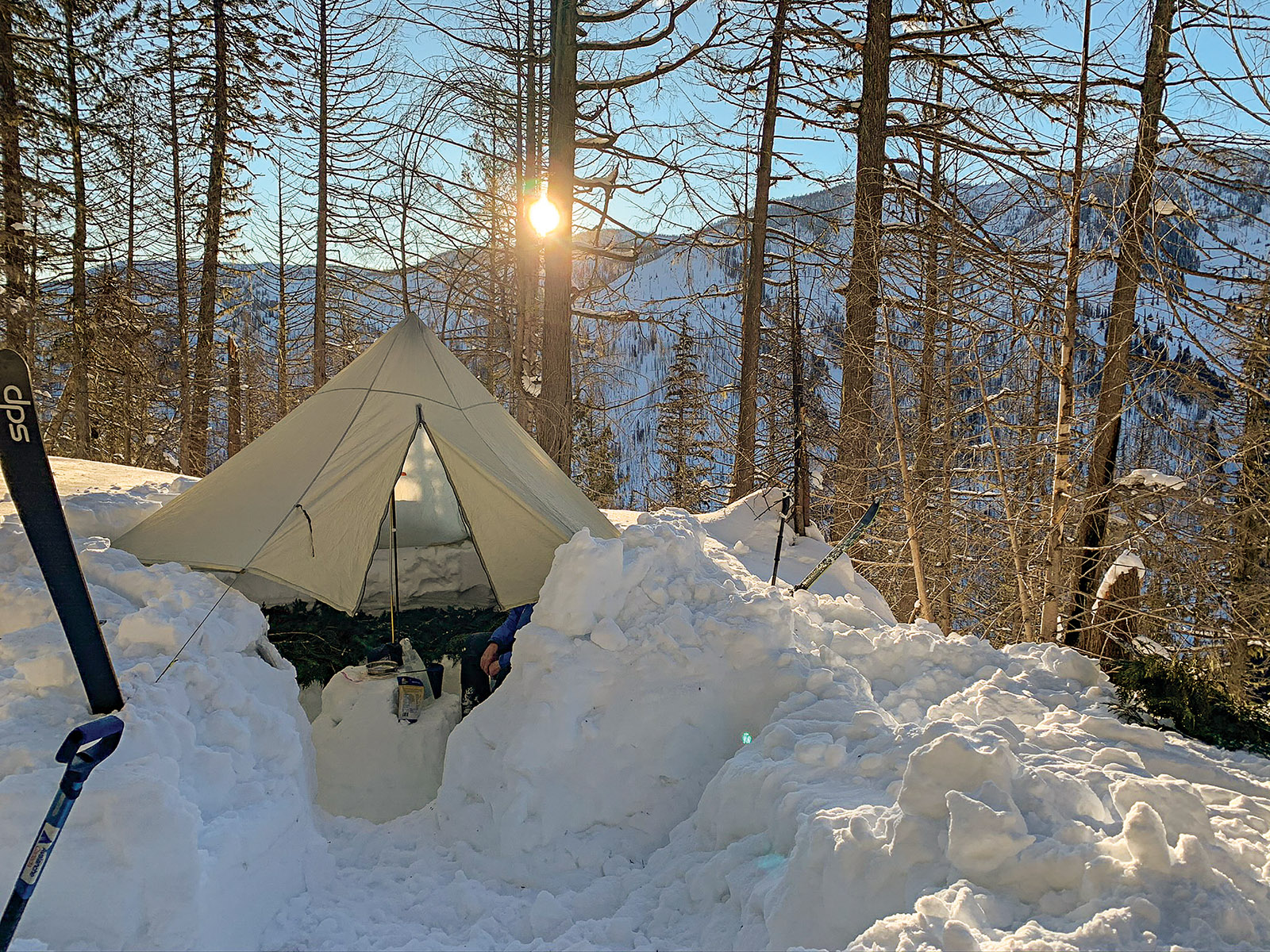 Successful Winter Camping: Tips from an Outdoor Pro