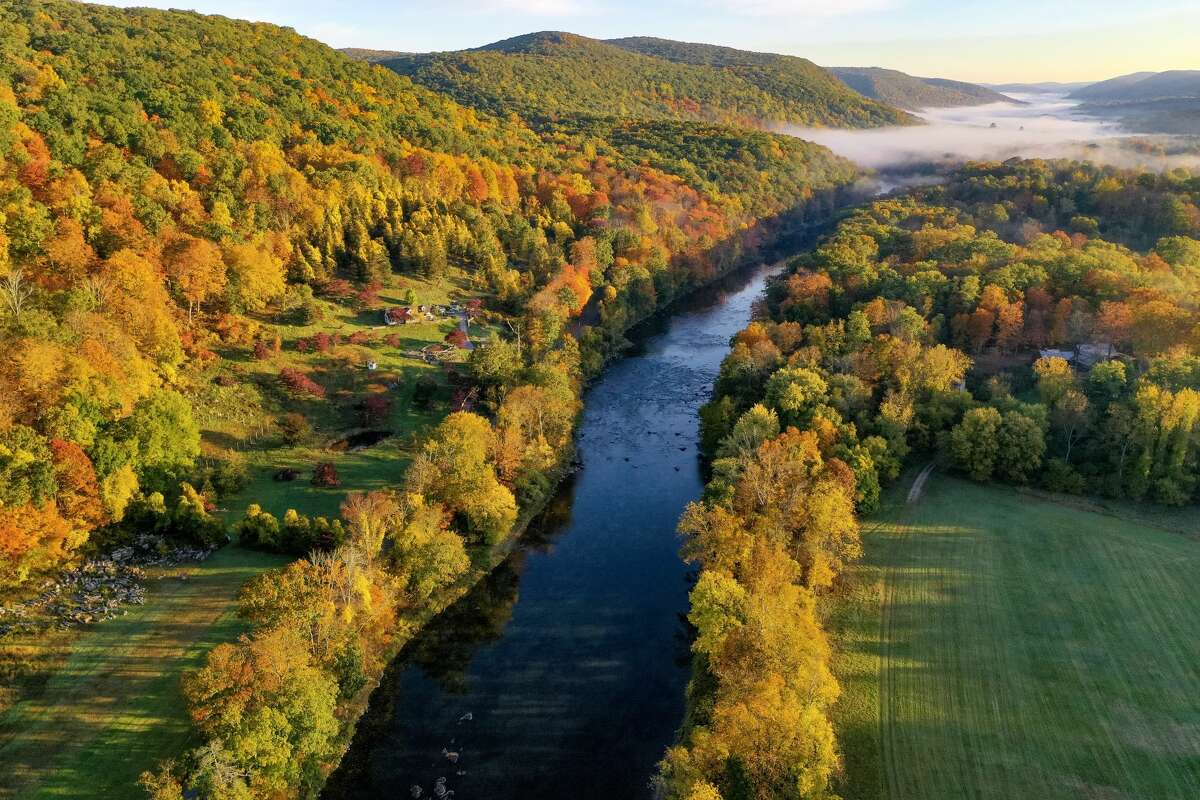 Drone photo capture Connecticut fall foliage from above