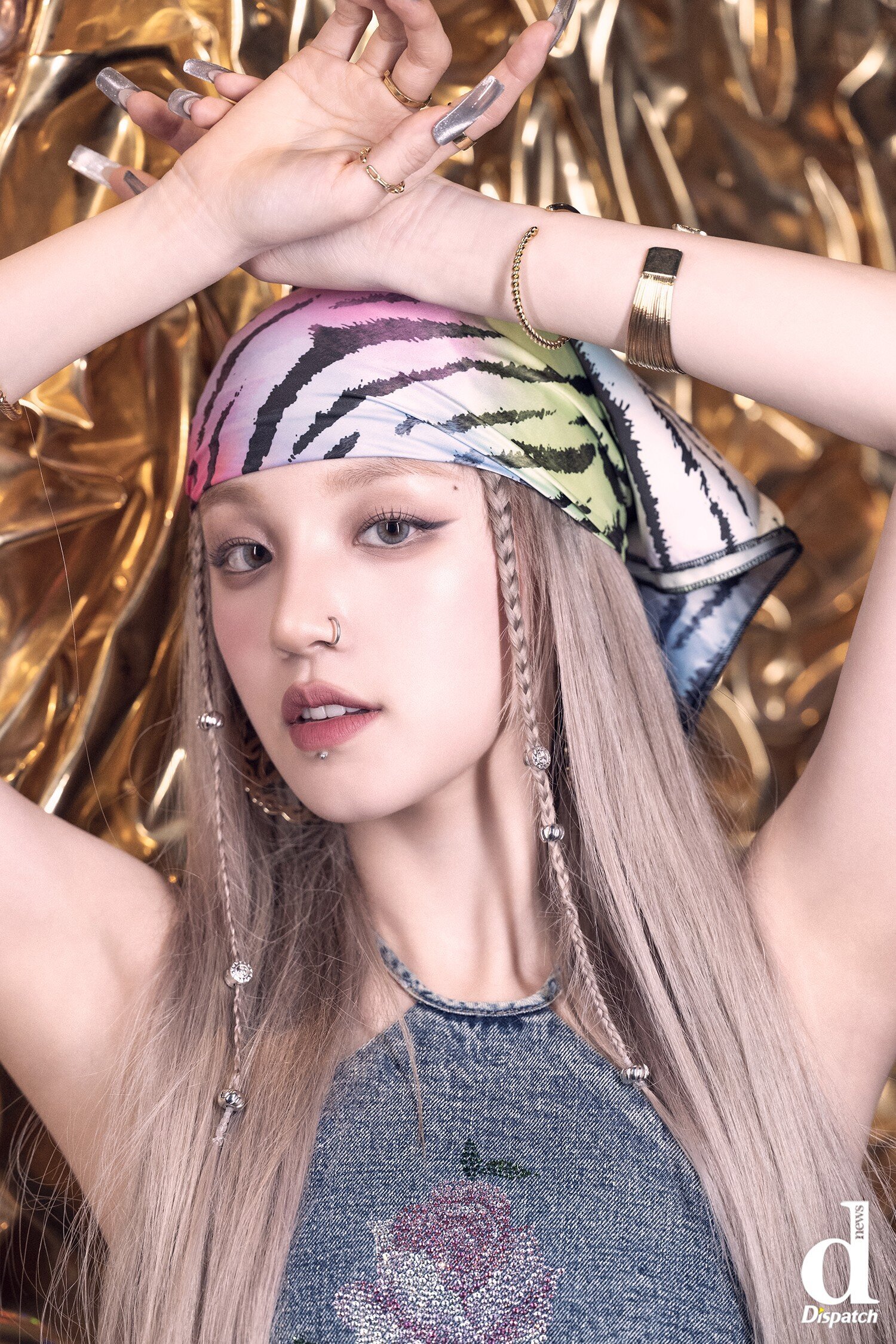 (G)I DLE Yuqi 'Queencard' MV Photohoot