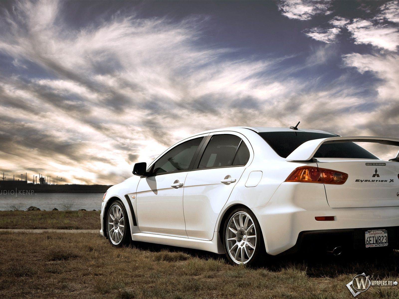 Mitsubishi Lancer Wallpaper