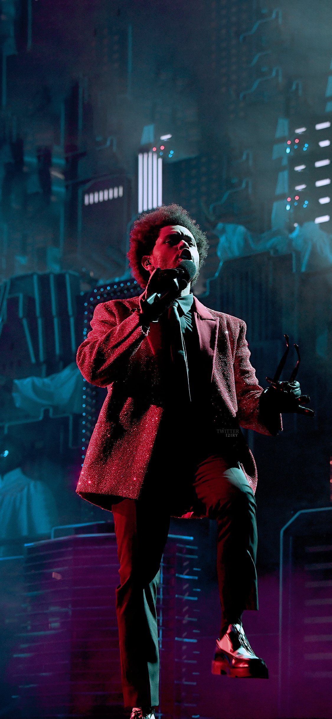 Tadic #Wallpaper └