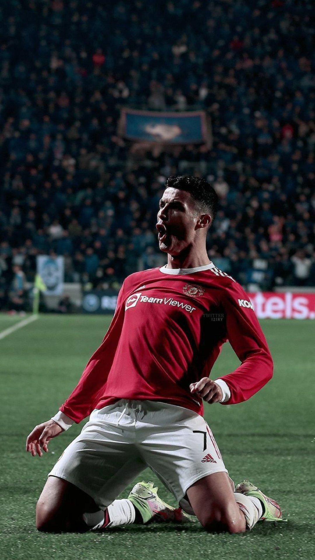 Cristiano ronaldo celebration Wallpaper Download