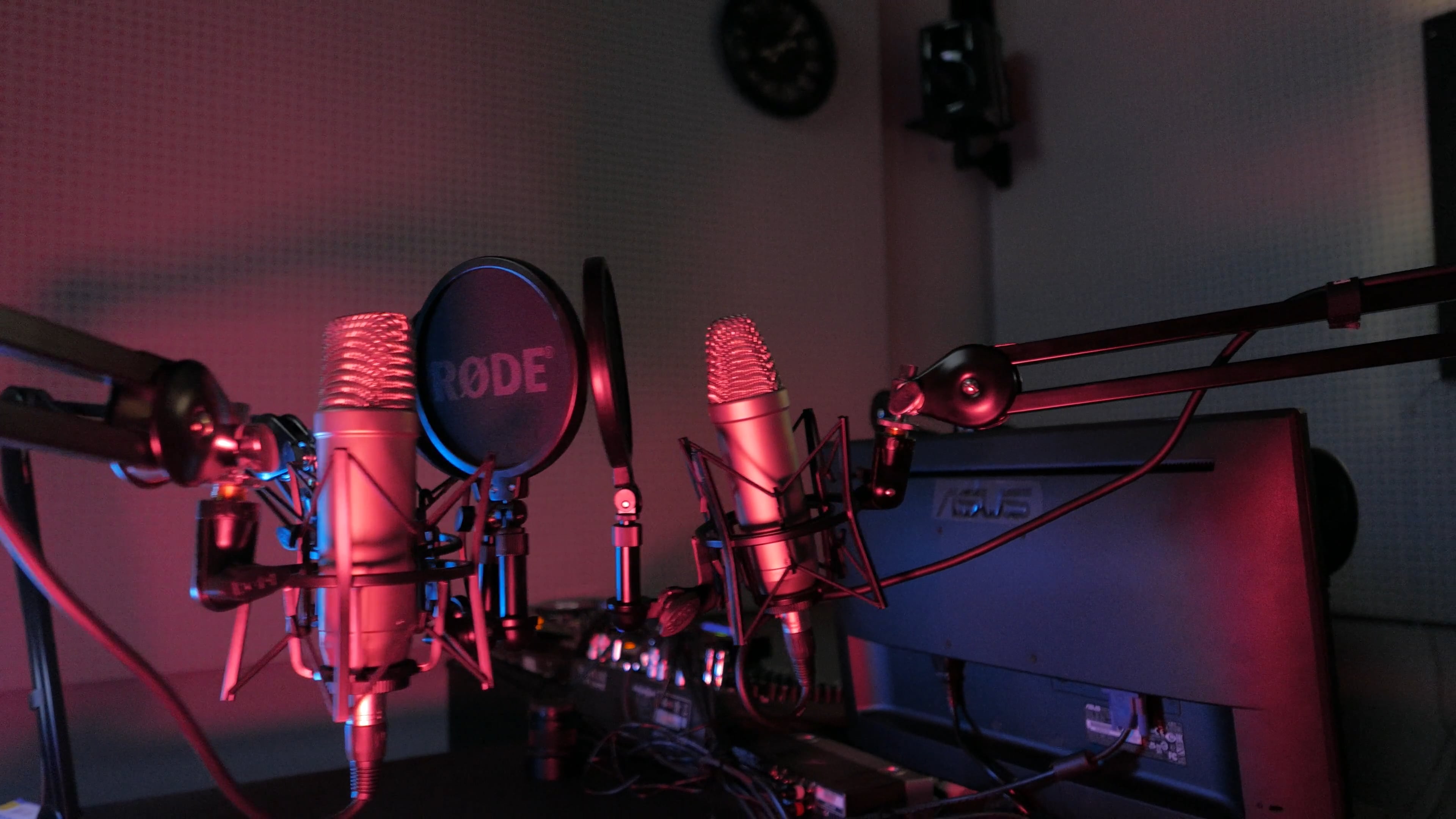 radio station background wallpaper super hot