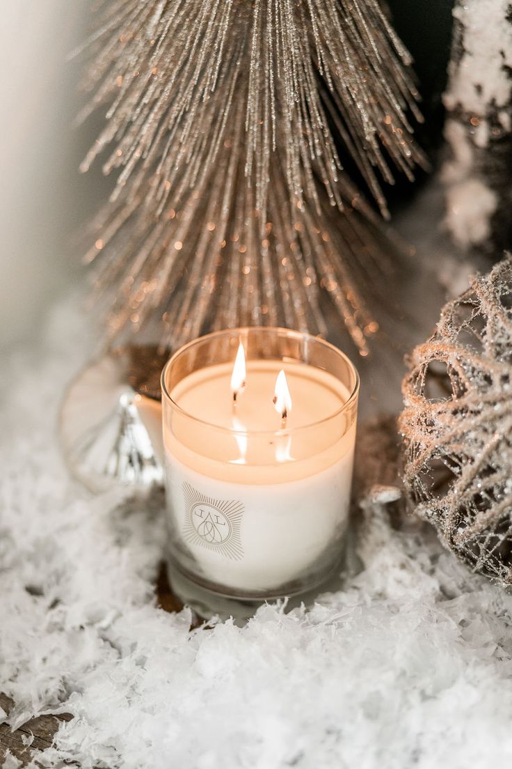 Winter candle by Linnea's Lights. Winter candle, iPhone wallpaper candle, Cute christmas wallpaper