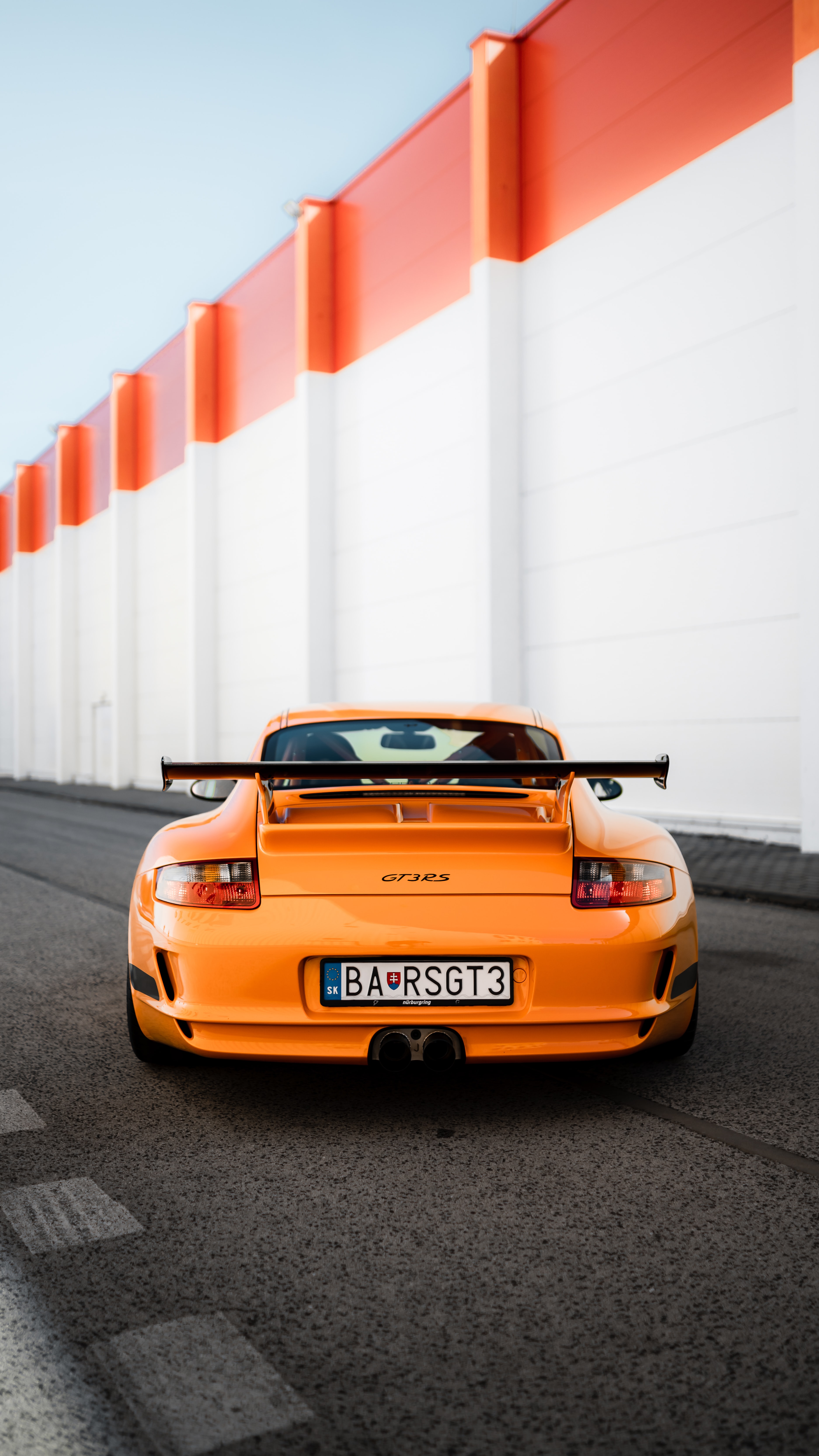 Beautiful Porsche 911 wallpaper for iPhone