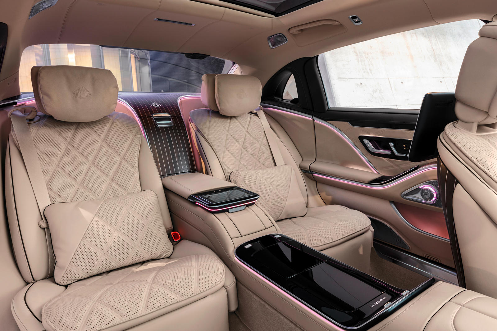 2023 Mercedes Maybach S Interior Dimensions: Seating, Cargo Space & Trunk Size