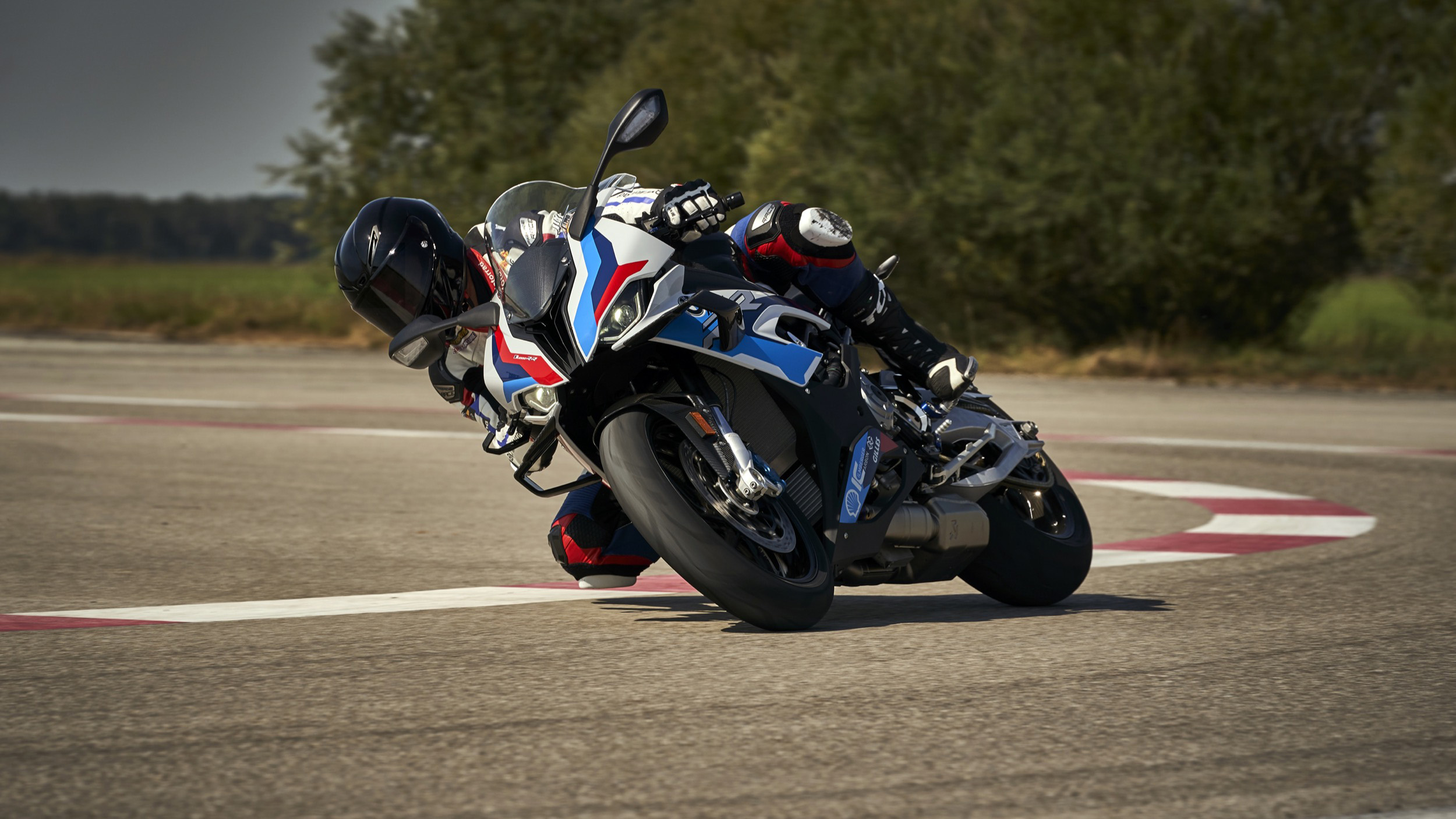 BMW M 1000 RR Photo Gallery